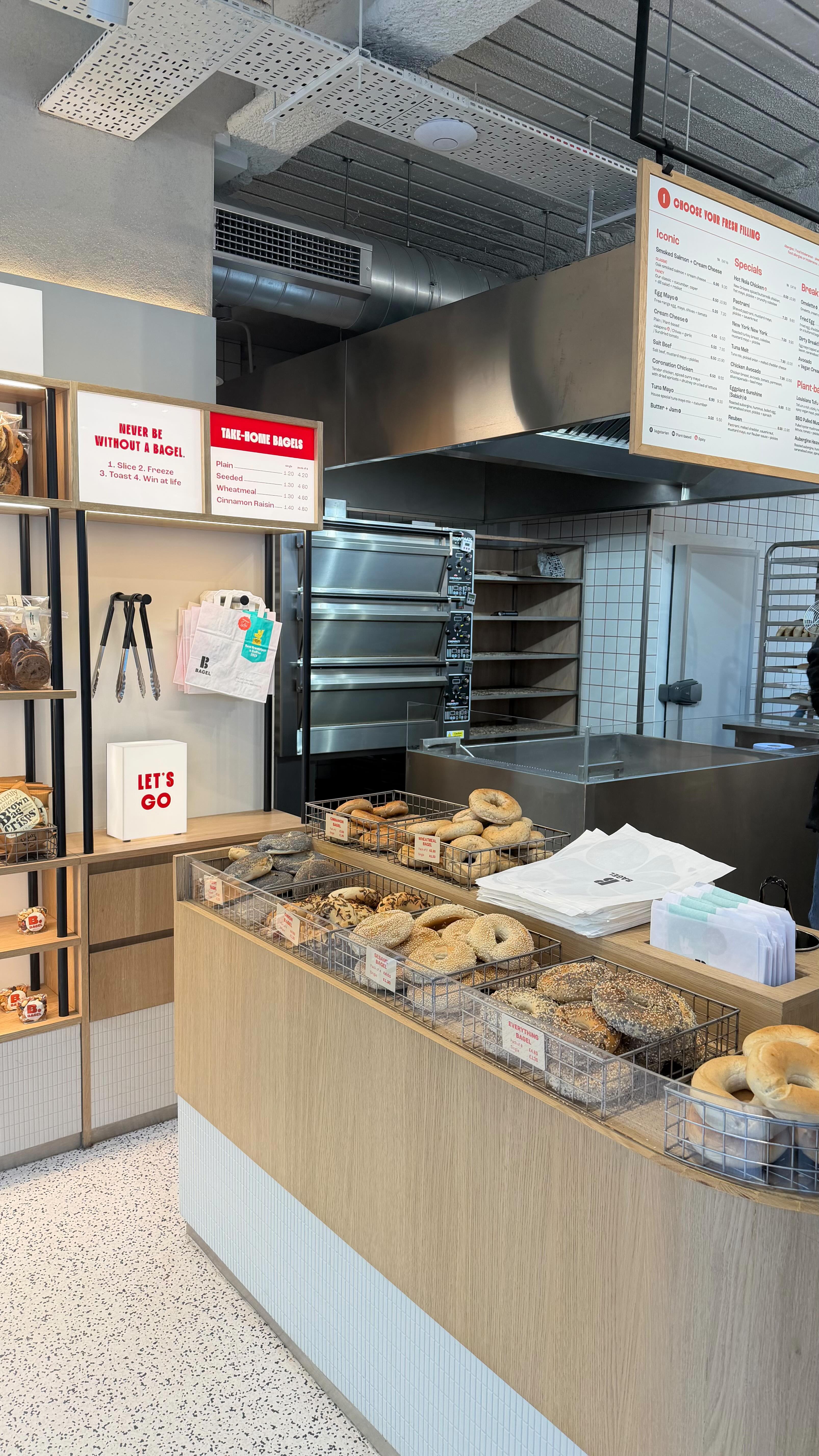 Who doesn’t need a bagel fix right? 👀✨
#bagels #foodrecs #foodspots #londonfood #bagellover