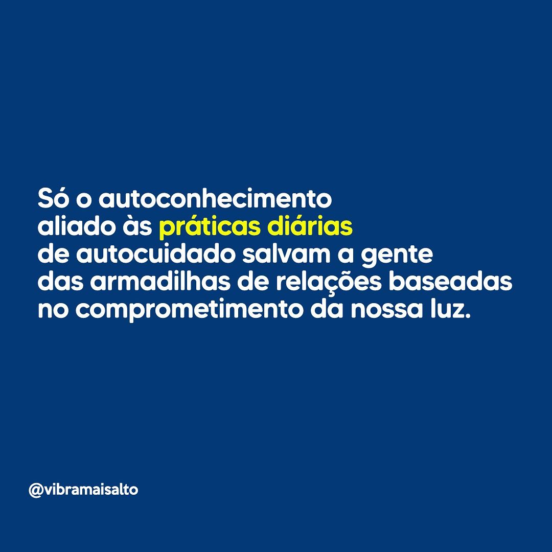 Quem você seria se não precisasse ser nada para ninguém? Muitas vezes caímos em armadilhas de relacionamentos que exigem que sacrifiquemos partes de nós em troca de aceitação e amor. É preciso estar atenta(o) às necessidades de nossa criança interior e firmes em nosso comprometimento de autocuidado para não nos demorar em cenários que gradualmente diminuem a nossa luz interior.
Ao honrar a nossa verdade e ativamente cuidar para que nossas necessidades sejam atendidas, damos o sinal para que o mundo exterior se apresente de forma compatível com quem a gente acredita que é e merece.
Em nosso próximo retiro, durante o carnaval aqui na Chapada dos Veadeiros, vamos abordar práticas individuais e coletivas para que a gente possa ser inteiro no mundo e assim construir relações abundantes e autênticas. Vem para o CarNascer - do Profano ao Sagrado 🌬️✨🌈 facilitado por @cami_brito_ e @portal.pavitra no lindo @sitio.indaia 💚
Link na bio! #vibramaisalto