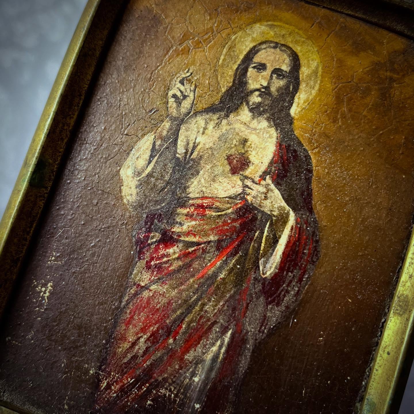 As well as Taxidermy, Memento Mori, Medical Items.. you name it! Iโve always plenty of RELIGIOUS Antiques amongst my stockโฆ & plenty of Crucifixes!!