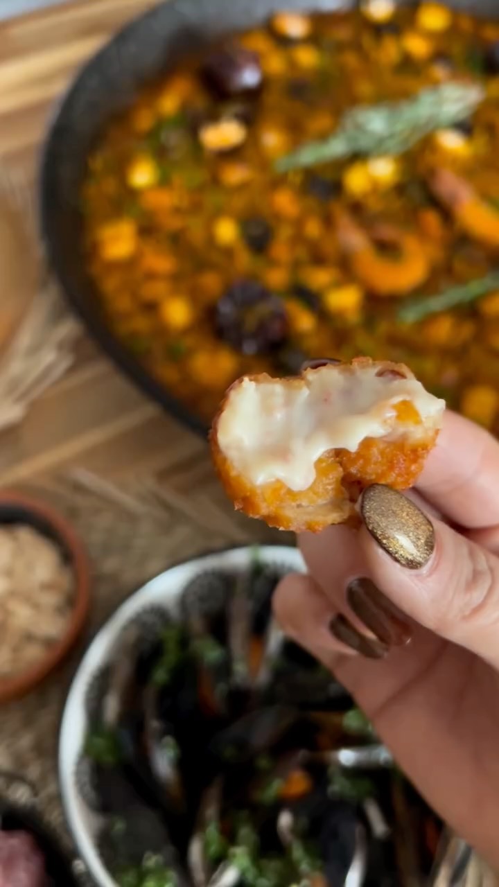 NOS CROQUETAS 😍❤️
#montpellier #traiteur #tapas #spanishfood #paella