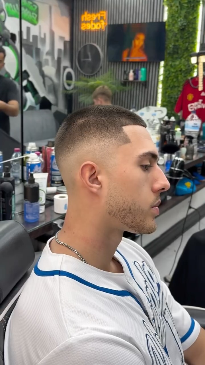 Booking with barber Abdel is available now in Swieqi💈 #barbershop #maltabarber #freshfades