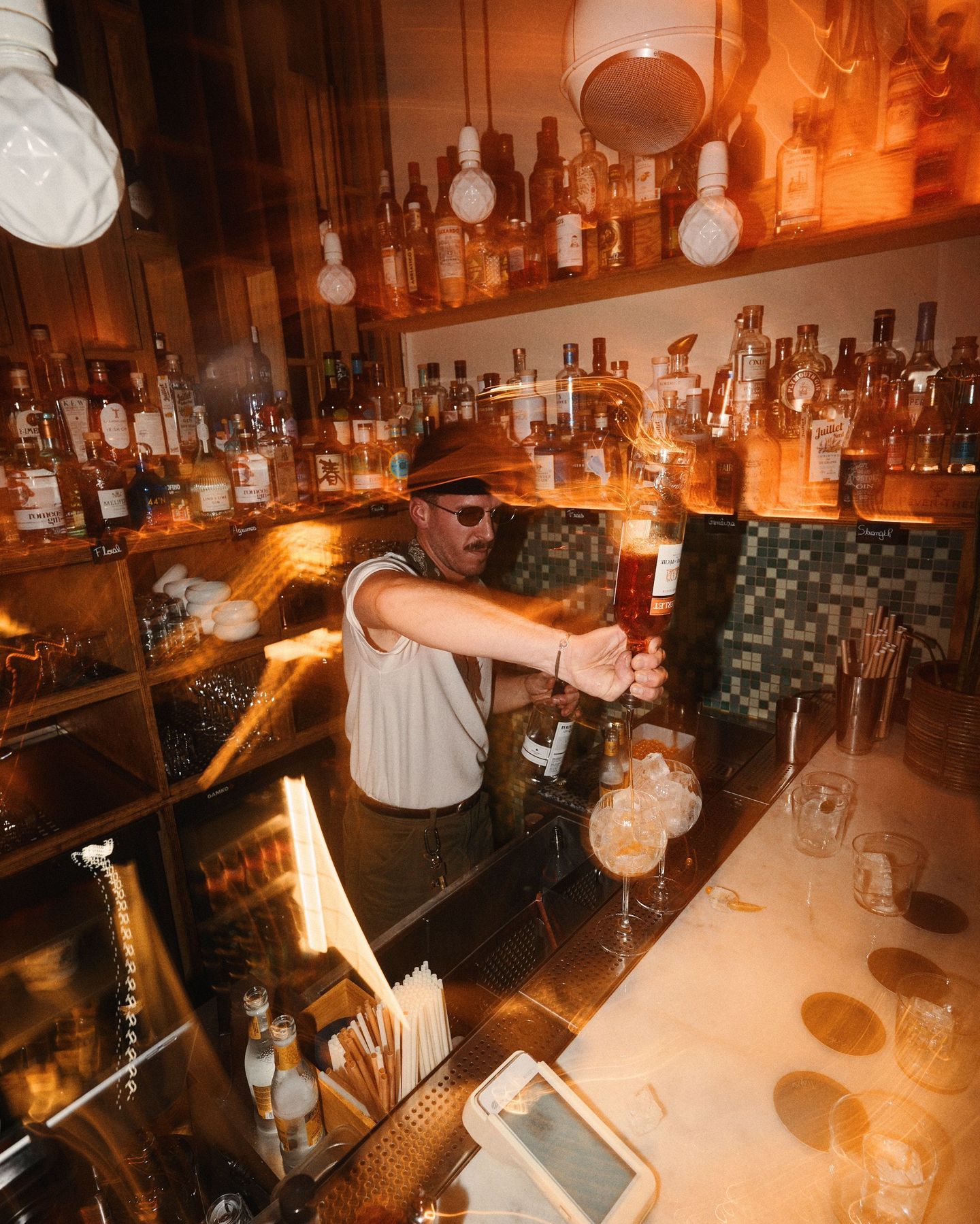 Tous les jeudis soirs c'est nocturne au Tiger. Food & Cocktails all night long 🕺
📸 @aron_farkas_photo
