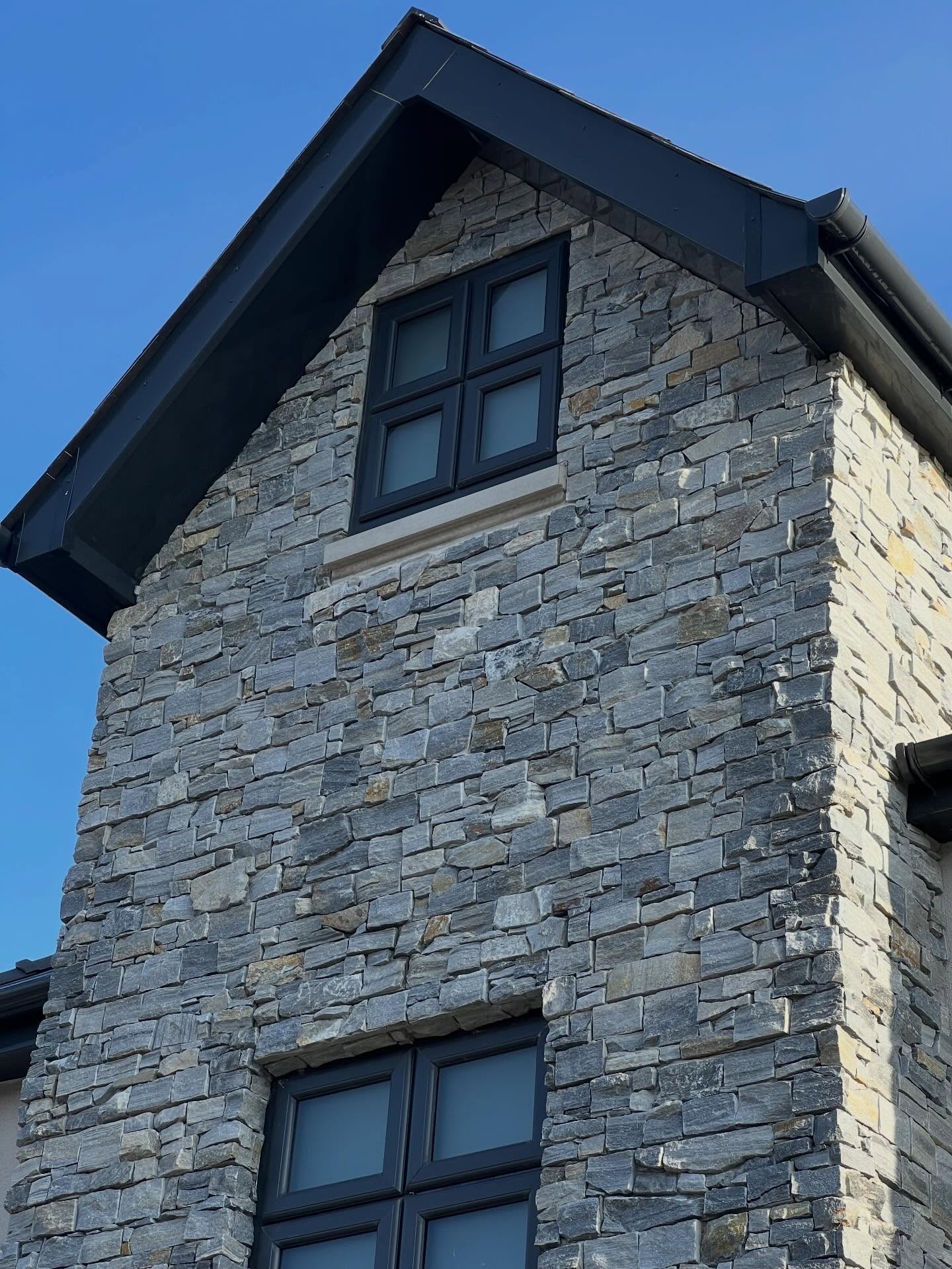 ZClad™ Nordic – Clean, Natural Stone Cladding
The cool grey tones and layered natural stone create depth and character, while the precise interlocking system delivers a seamless, high-end finish. Durable, weather-resistant, and designed to stand the test of time, ZClad™ Nordic is ideal for contemporary builds and renovations alike.
📍 Want to use ZClad™ Nordic on your next project?
🌐 www.zclad.co.uk
📞 01869 220 050