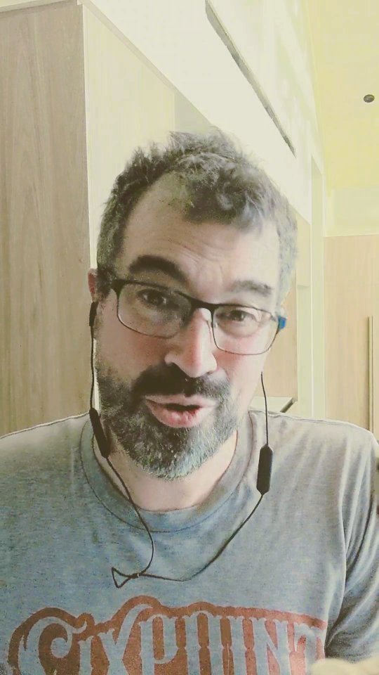 Hopocalypse YOUR FACE at Little Bang tomorrow! 3 increasingly horrific sauces to challenge yourself and your freaky friends with! Challenge starts at 3:30! This is the only place to try this beautiful hideous thing!
.
.
.#postcondiment #electrichead #beautiful #hideous #sauce