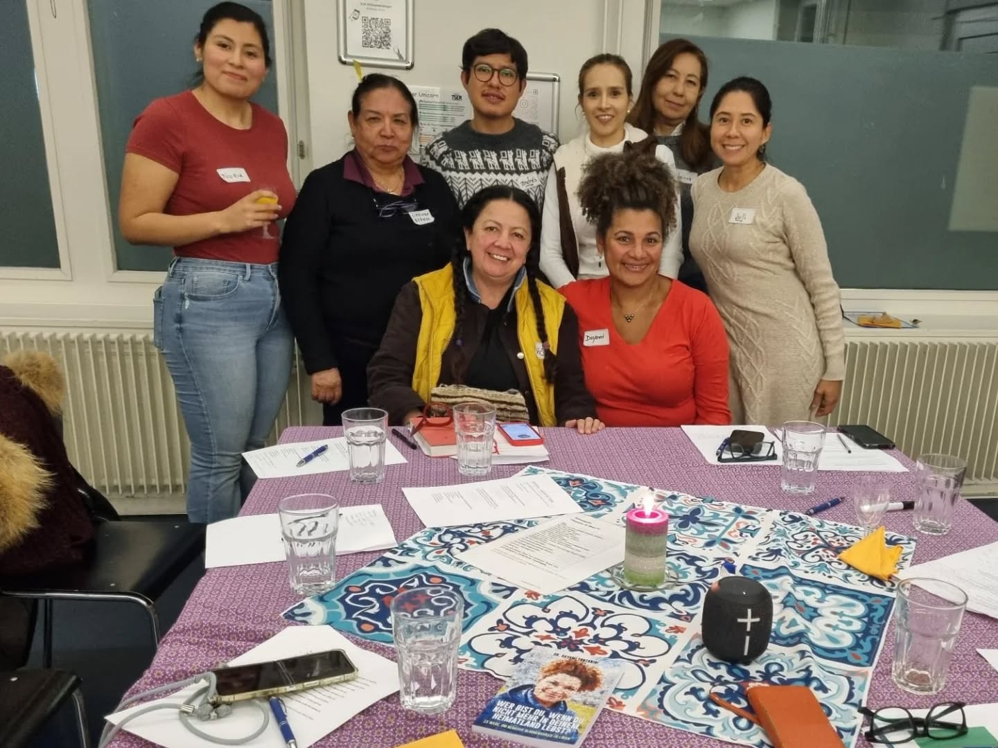 A truly meaningful workshop experience
Thank you to Dr. Dayami Tantanini for creating such a thoughtful and supportive space, and to all participants for their openness, trust and willingness to reflect and share.
----
Ein sehr bereichernder Workshop
Vielen Dank an Dr. Dayami Tantanini für diesen achtsamen und unterstützenden Raum sowie an alle Teilnehmenden für eure Offenheit, euer Vertrauen und eure Bereitschaft zur Reflexion.
----
Una experiencia d muy significativa
Gracias a la Dra. Dayami Tantanini por crear un espacio tan cuidado y enriquecedor, y a todas l@s participantes por su apertura, confianza y disposición para reflexionar y compartir.
#ETKultur #volunteersmakeadifference #icigemeinsamhier #workshop #integrationstadtzürich