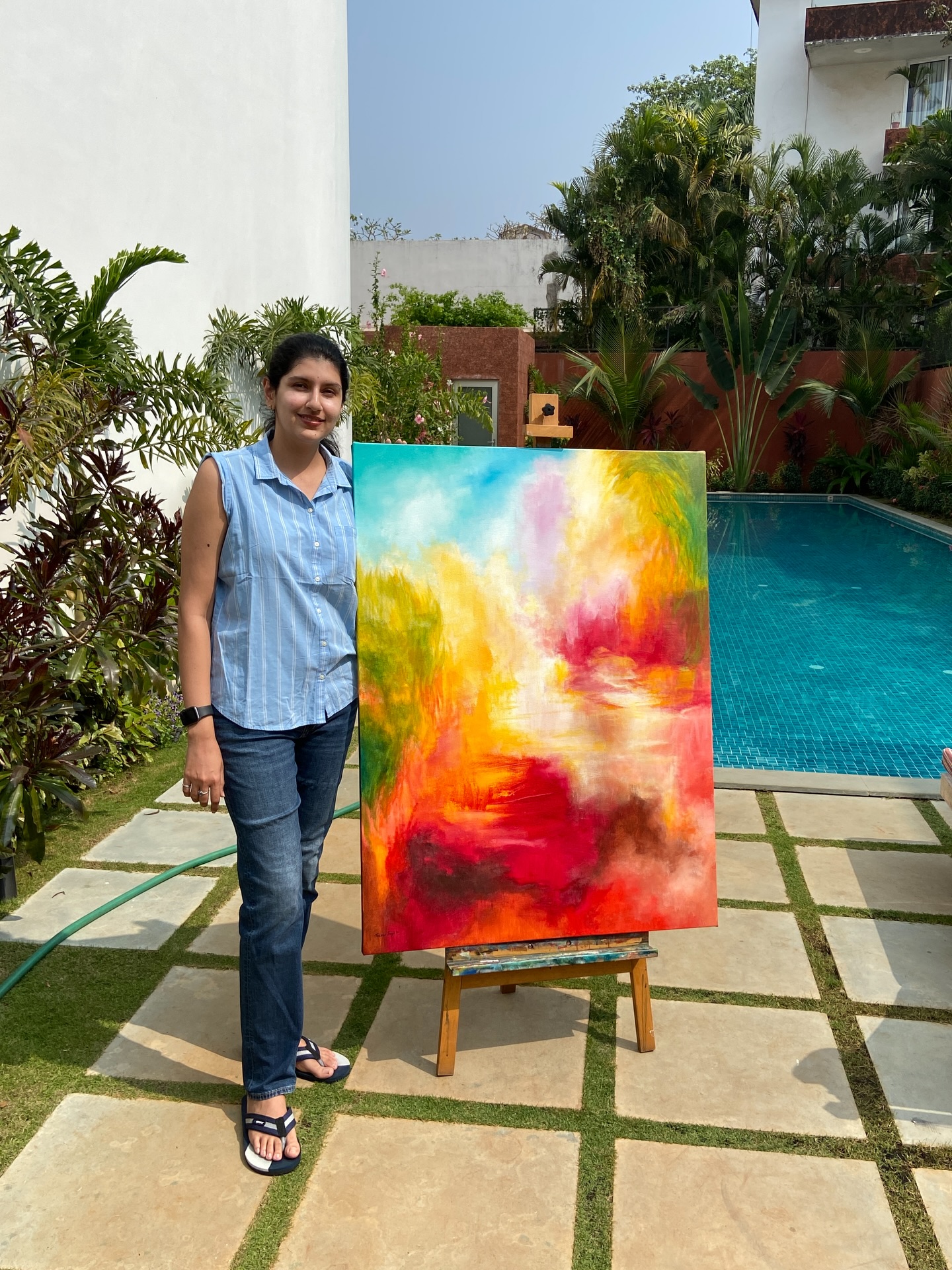 This 36 x 48 inches (3x4 Ft) painting is one of the first paintings I made while in Goa. I had initially planned on exploring a different colour palette with this artwork but the vivid memory of glowing sunsets kept bringing me back to reds, yellows and oranges.
#sunsetpainting #abstractartwork #contemporaryindianart #abstractexpressionist #tveshasingh