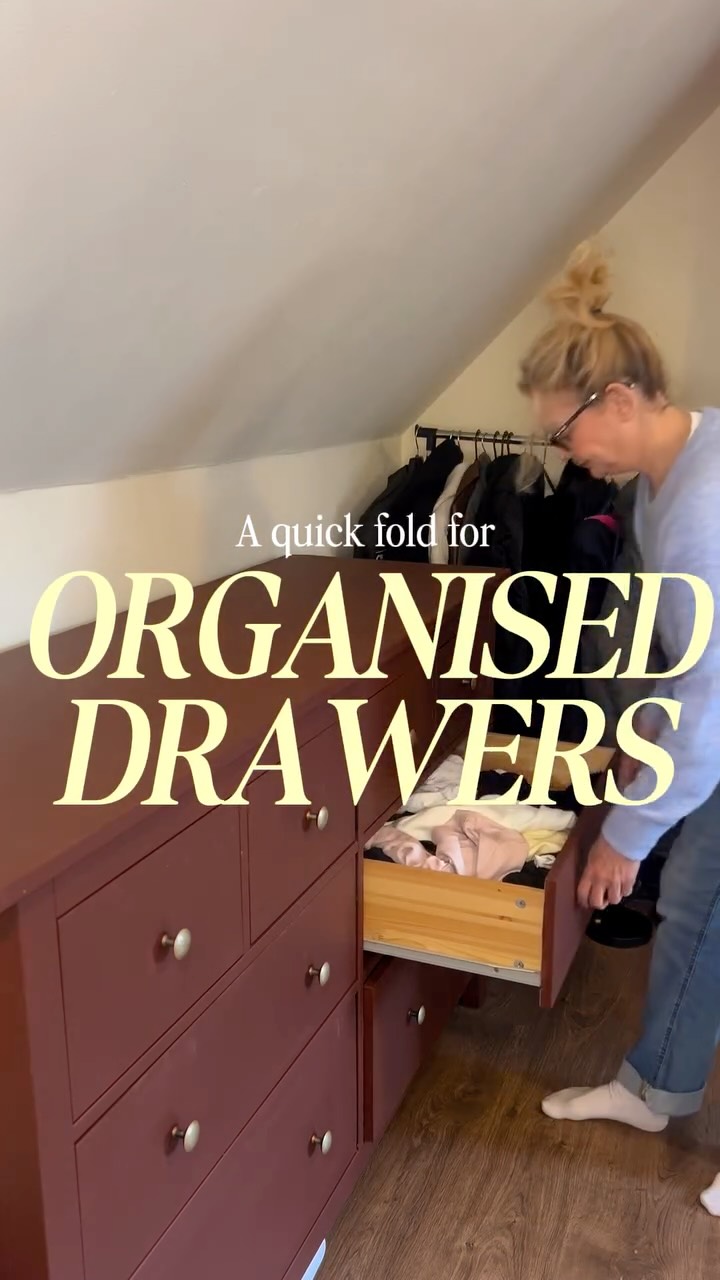 A quick fold for more organised drawers 👕✨
This simple folding method helps clothes stand up neatly so you can see everything at a glance, no more messy piles or digging through drawers.
It takes seconds, saves space, and keeps your drawers looking organised for longer.
Try it with t-shirts, jumpers or even kids’ clothes.
Save this for your next drawer reset
#drawerorganization #wardrobegoals #professionalorganiser #clothes #organise