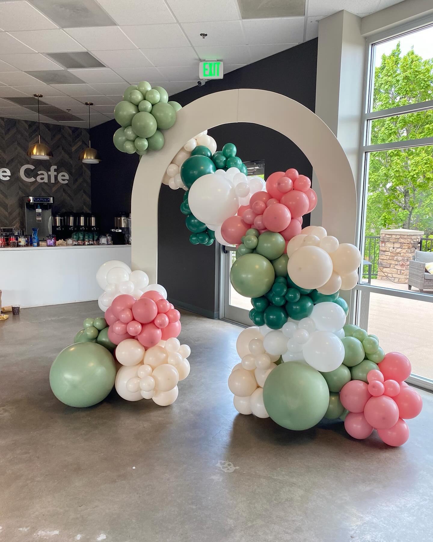 Happy Motherโs Day, friends! Thanks for being here, and having us join your celebrations! ๐๐ป #PartyPoppersCO