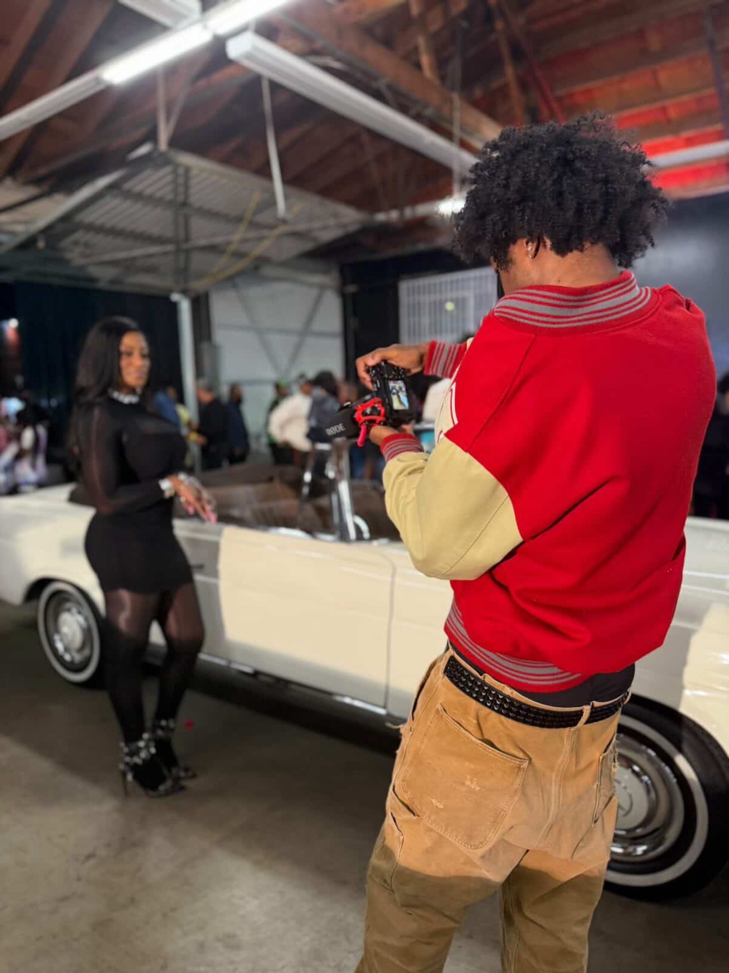 While everybody else is trying to be seen… I’m creating what gets seen.
Image, Presence, and Power. If you’ve been watching me just know what’s coming next is about to change how you show up.
Suits and Image consulting. A whole new level.
📸 @ddeenim
#Fashion