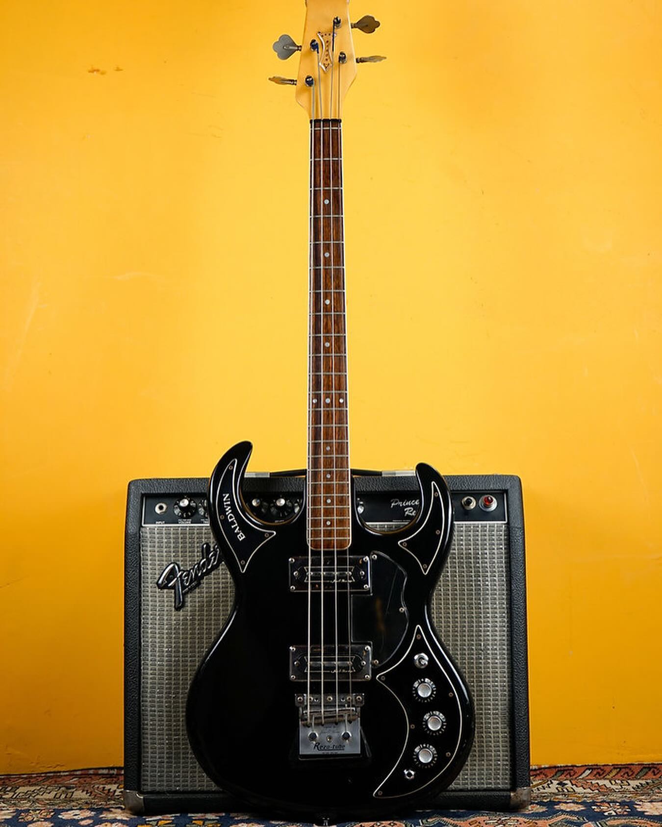 1965 Baldwin (Burns) Baby Bison Bass.
A super cool 60s short scale with thump for days.
Personally, I find this one’s design pretty forward-thinking for the period. The dramatic cutaways, chrome and colour scheme all scream 70s/80s to me, despite being built in England circa 1965.
60s Burns guitars are (unjustly) slept on in the vintage market. I find that more often than not, they’ll readily go toe-to-toe with their American contemporaries and always sound phenomenal. Hank had the right idea!