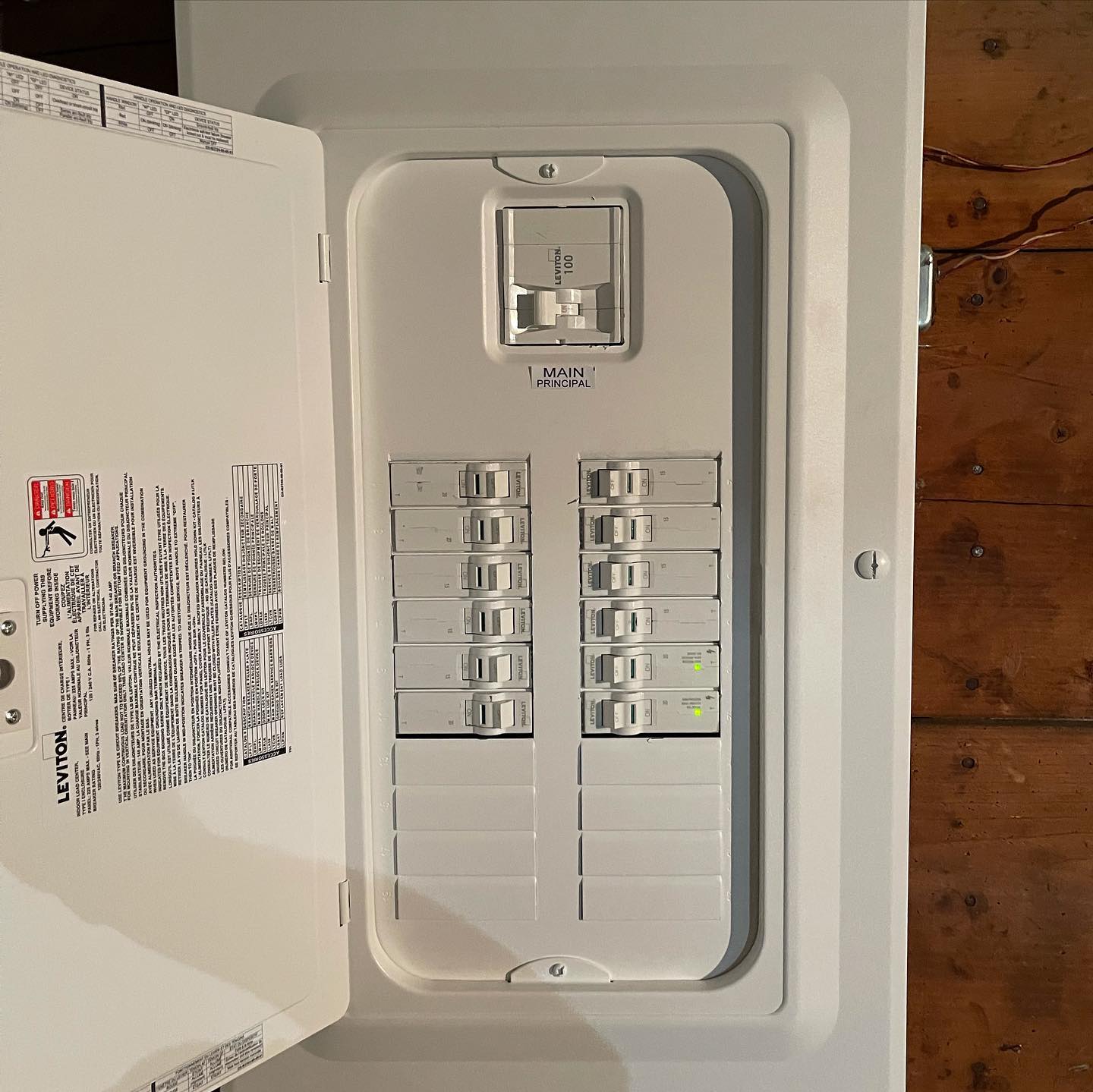 Swipe to see the before of this panel upgrade⚡️#bovillelectric