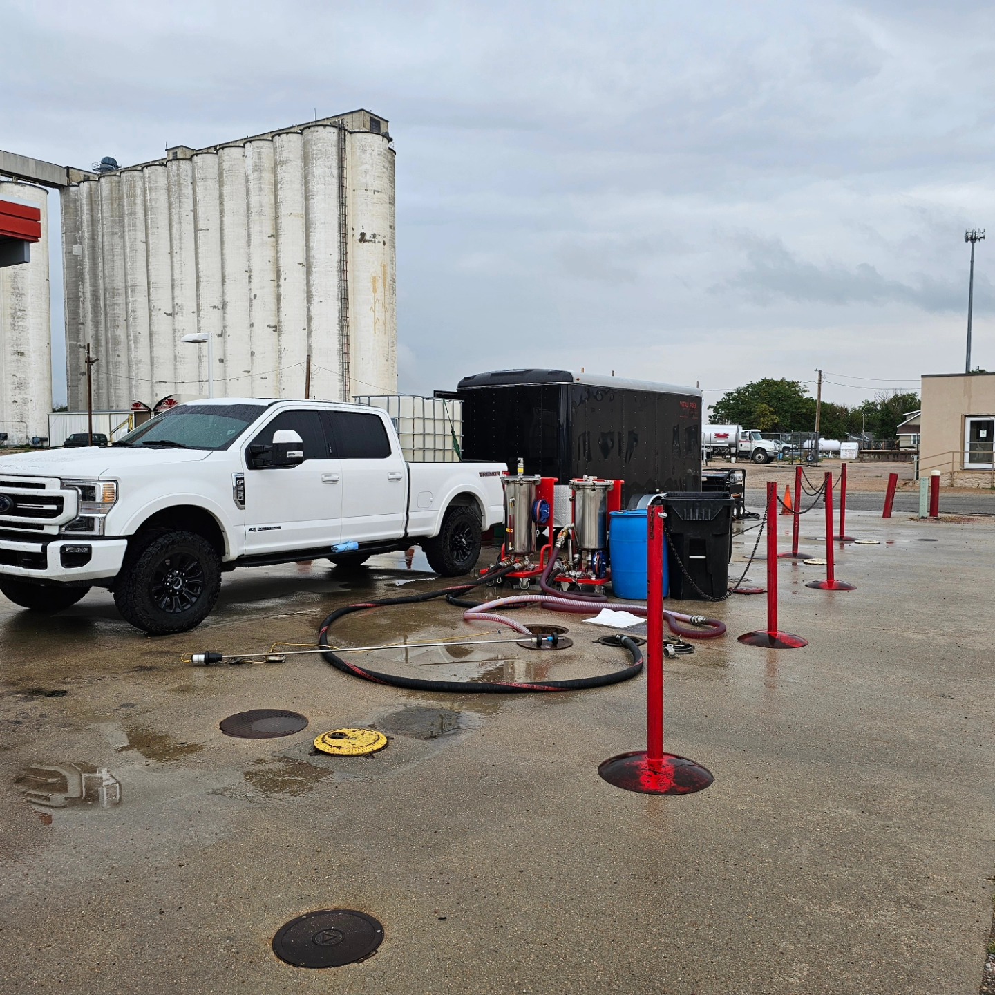 I do love my job!! Even when it rains. Super great customer gave me the opportunity to clean all 5 of the 10k tanks at their station.