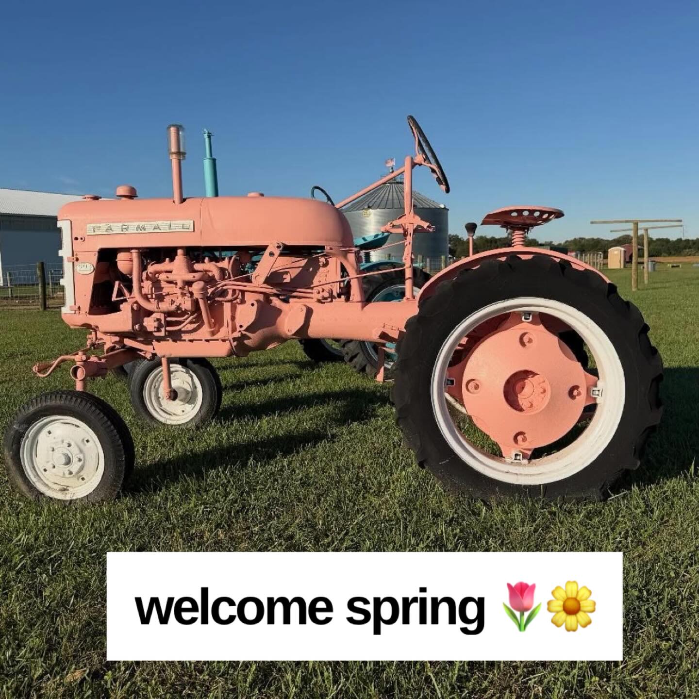 Who else is happy it’s finally spring? 🌱
Longer days, fresh air, and everything coming back to life—about time.
#HelloSpring #FarmLife #SpringVibes #CountryLife #PinkTractor