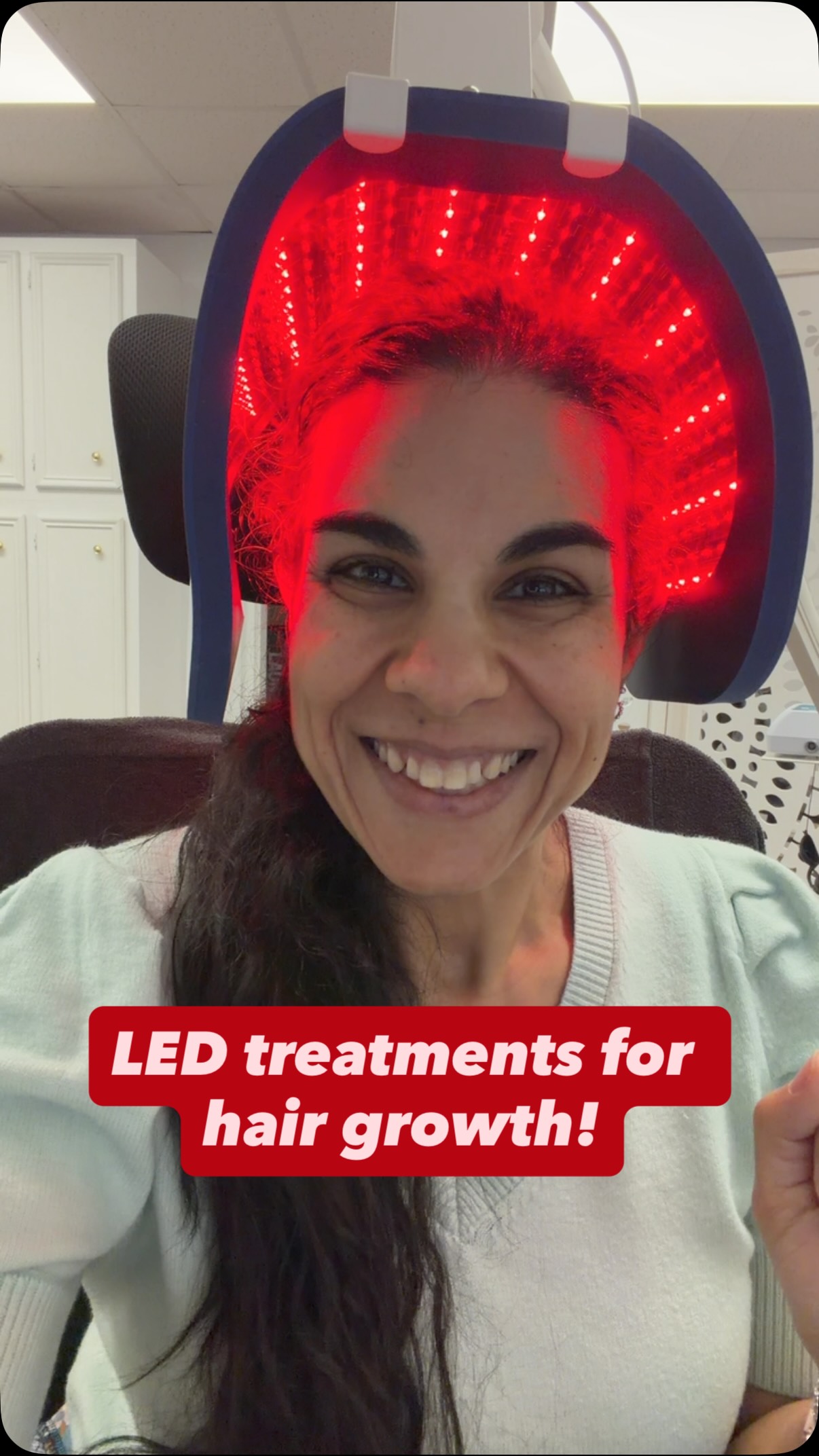 If you’re having trouble with hair loss, here is one of our solutions!!
LED hair treatments! Super comfortable treatments, 30 minute sessions 3 times a week is optimal, but we can manage with 2!
And if you’re wanting to address acne, wrinkles or pain/inflammation, we can help with that too!! 🤗
Come check it out!
#RadiantMed #HairLoss #LED #Acne #Pain