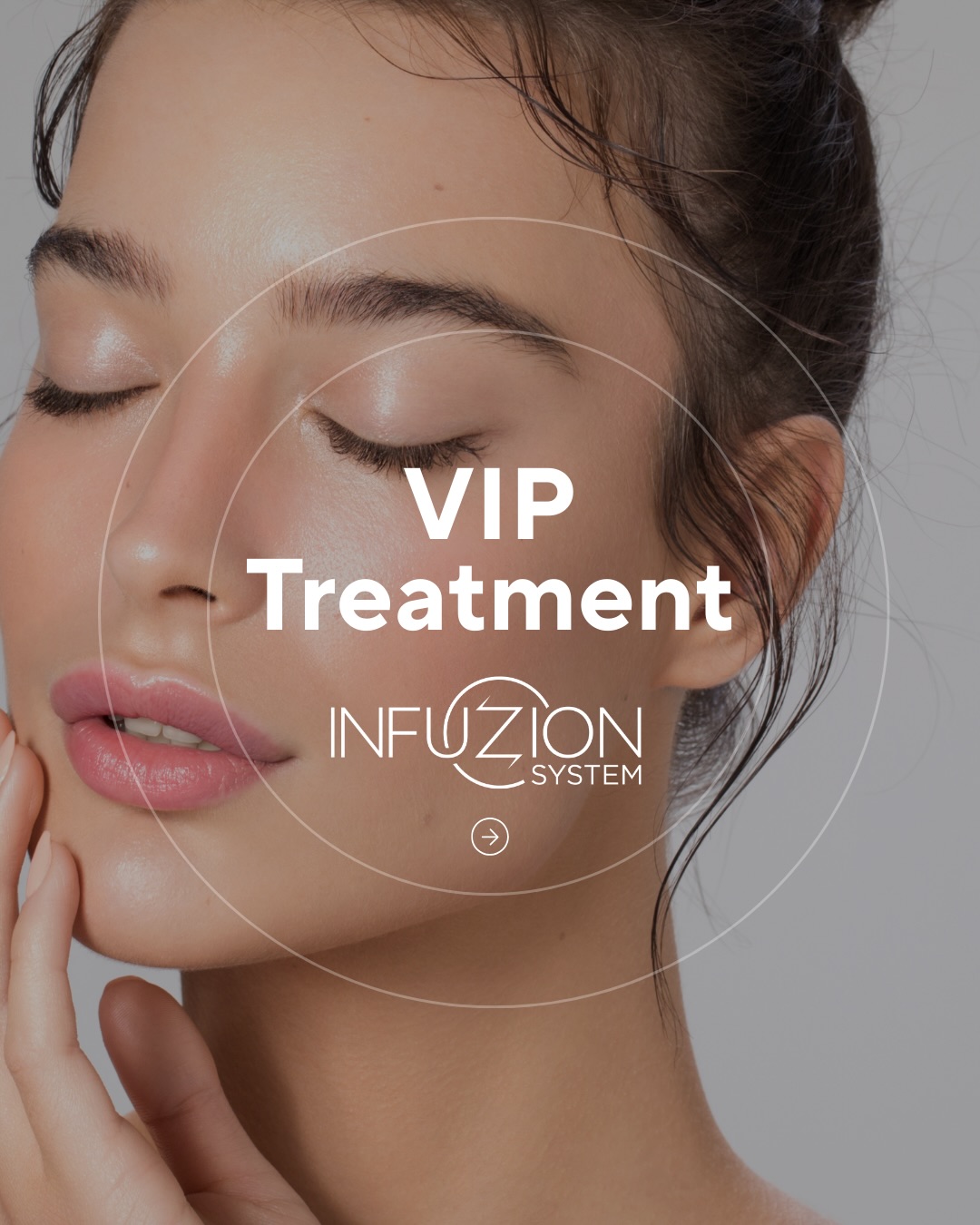 Kennt ihr schon die INFUZION VIP Treatment Kur? ✨
Der Wandel in der Ästhetik ist längst da — weg von Überkorrektur, hin zu Behandlungen, die die Haut intensiv und sichtbar verbessern, ohne unnatürlich zu wirken.
💎Hautqualität ist der neue Luxus.
Die INFUZION VIP Kur vereint die Stärke verschiedener INFUZION Wirkstoff-Treatments in einer logisch aufgebauten Behandlungskur.
✨Time to shine – mit INFUZION System. ✨
Innovative, patentierte und fortschrittliche Beauty-Technologie mit KI für intensive, natürliche und nachhaltige Ergebnisse – ohne Nadeln und ohne Ausfallzeiten.
✨Ready to GLOW? ✨
#exosomen #skinbooster #hyaluron #naturalbeauty #innovation