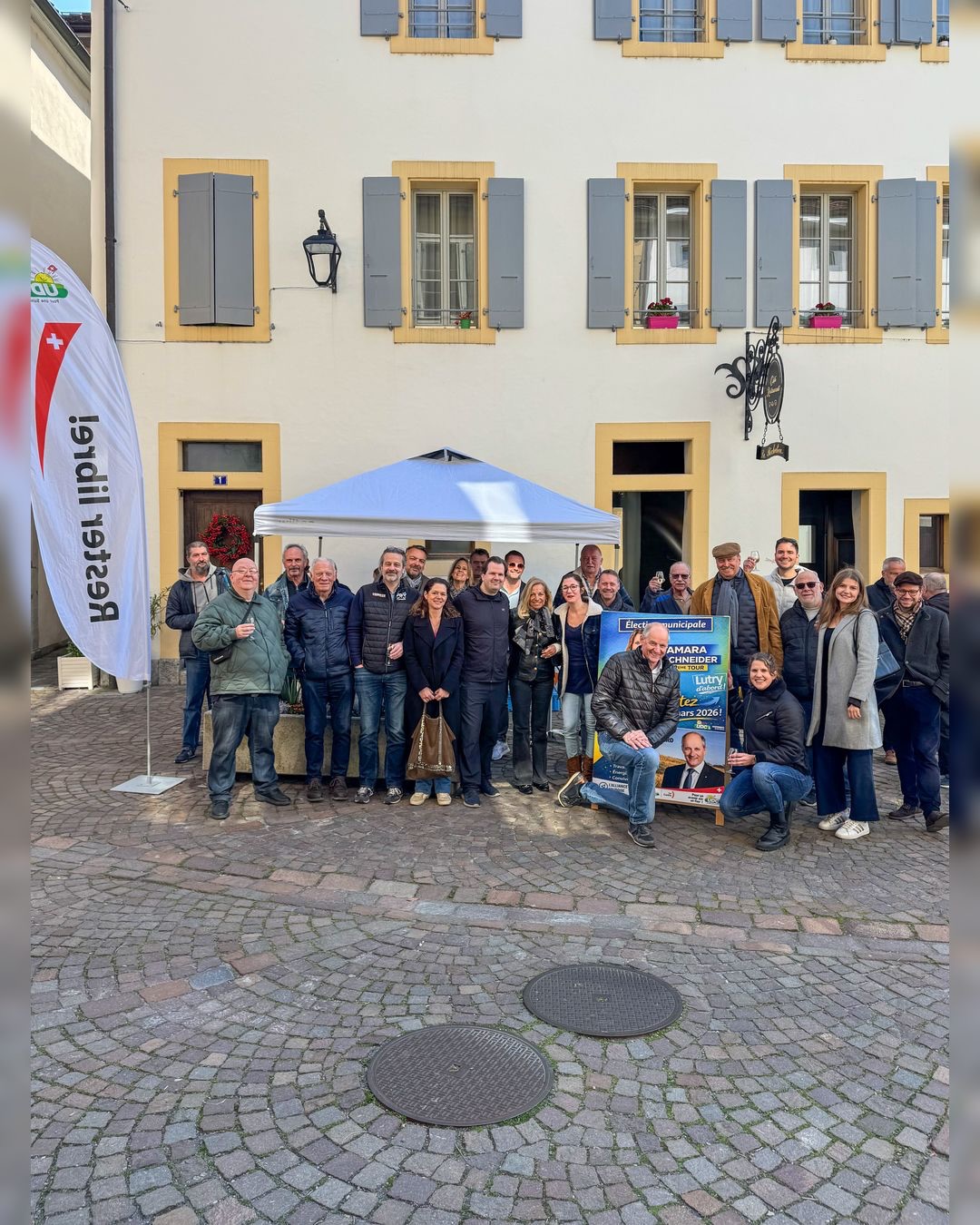 Belle matinée au marché de Lutry 🌿🤝
Merci pour les nombreux échanges et pour le soutien du @plrlutry, aux côtés de Jean-François Thuillard (@jeanfrancoisthuillard ) Une belle dynamique et un engagement commun pour Lutry !
On continue la mobilisation 💪
🗳️ Rendez-vous le 29 mars pour le 2e tour
#lutry #udc #marché #ec2026 #elections