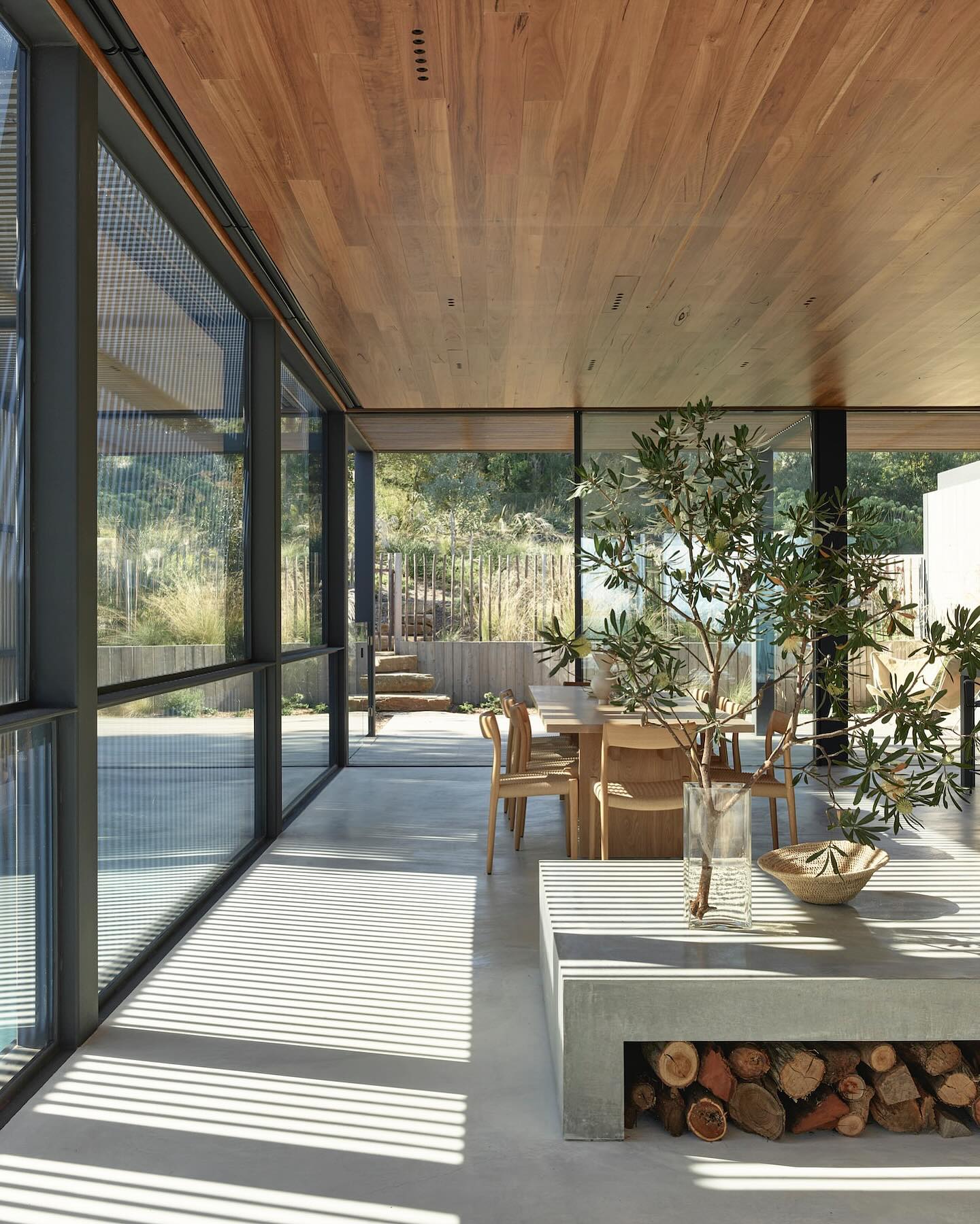 Our Møller model 77’s accented in this stunning project by @wellardarchitects from @greatdanefurniture
“Somers Beach House occupies a prominent beach fronted property overlooking Westernport Bay with expansive views to Phillip Island and beyond to Bass Strait.
The house sits on the steepest section of the site, with two generous levels acting independently of one another. It is designed as an inter-generational holiday house, with a focus on the upper level of the home being comfortable when occupied only by a retired couple.” From the architects.
Project• Somers Beach House
Architecture • @wellardarchitects
Construction • @fidoprojects
Landscape • @brockstar64
Photography • @derek_swalwell
From • @thelocalproject
Sliding doors • Vitrocsa
.
.
.
#moller #møller #madeindenmark #danishdesign #interiordesign #midcenturymodern #scandinaviandesign #home #chair #collaboration #photography #architecture #handmade #somers #victoria #australia