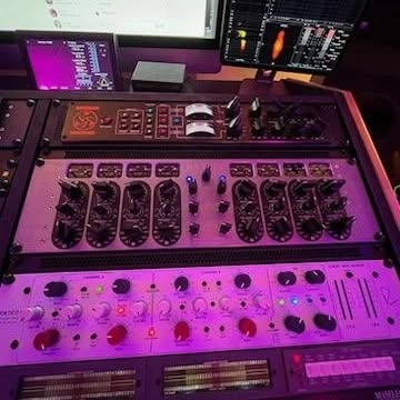 Mastering the new Walk the Wreckage album today. Look out for a new track next week!