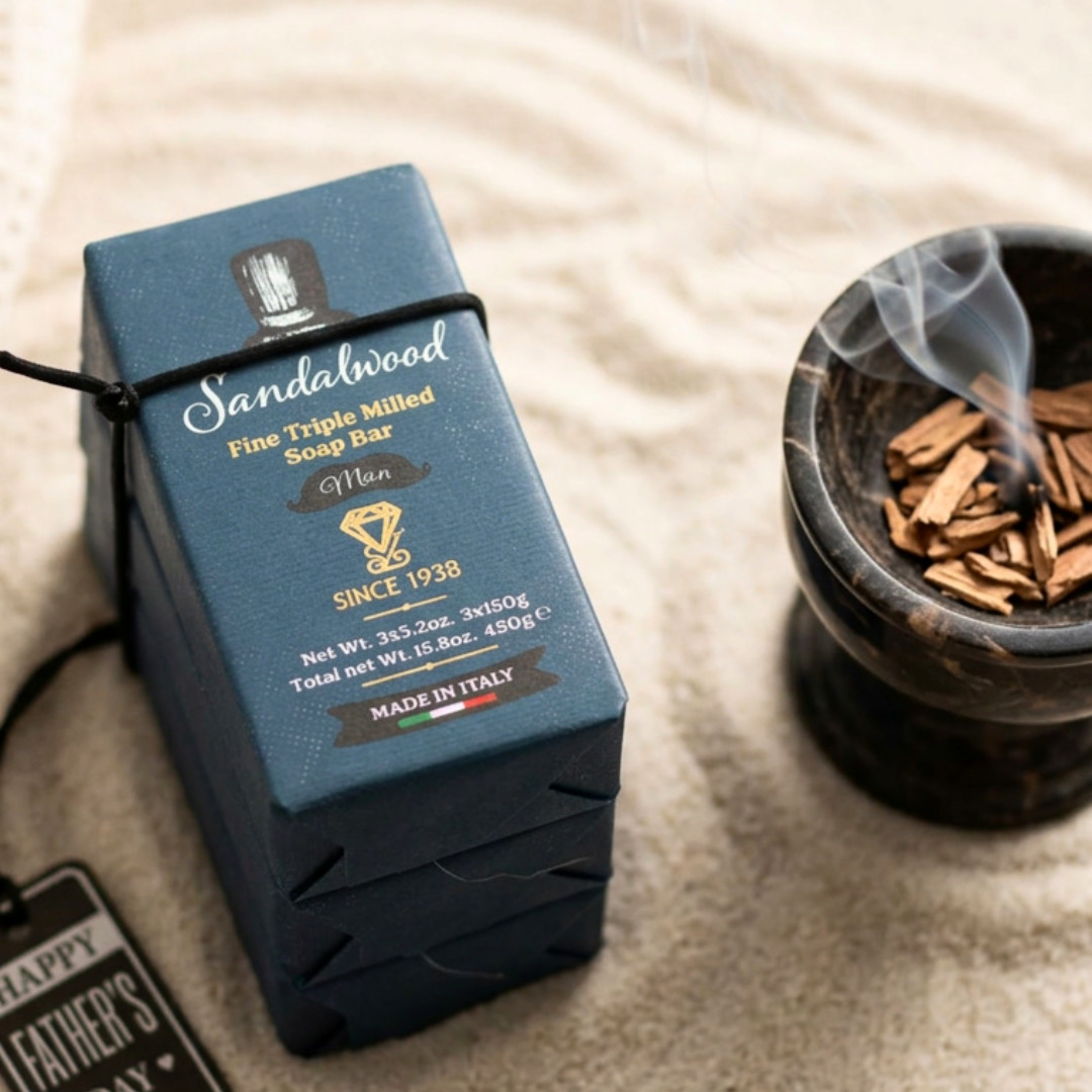 SANDALWOOD è una fragranza calda, legnosa e sofisticata.
Un sapone triple milled, lavorato per offrire una schiuma ricca e una lunga durata.
Eleganza nei dettagli, tradizione dal 1938.
Perfetto anche come idea regalo per la Festa del Papà.
Scopri la collezione nello shop online.
Link in bio.
SANDALWOOD is a warm, woody and sophisticated fragrance.
A triple milled soap bar crafted for a rich lather and long lasting quality.
Zeni, Soaps Since 1938.
Discover the collection in our online shop.
Link in bio.
#italiansoaps #sandalwood
#fragrancesoaps #saponiitaliani