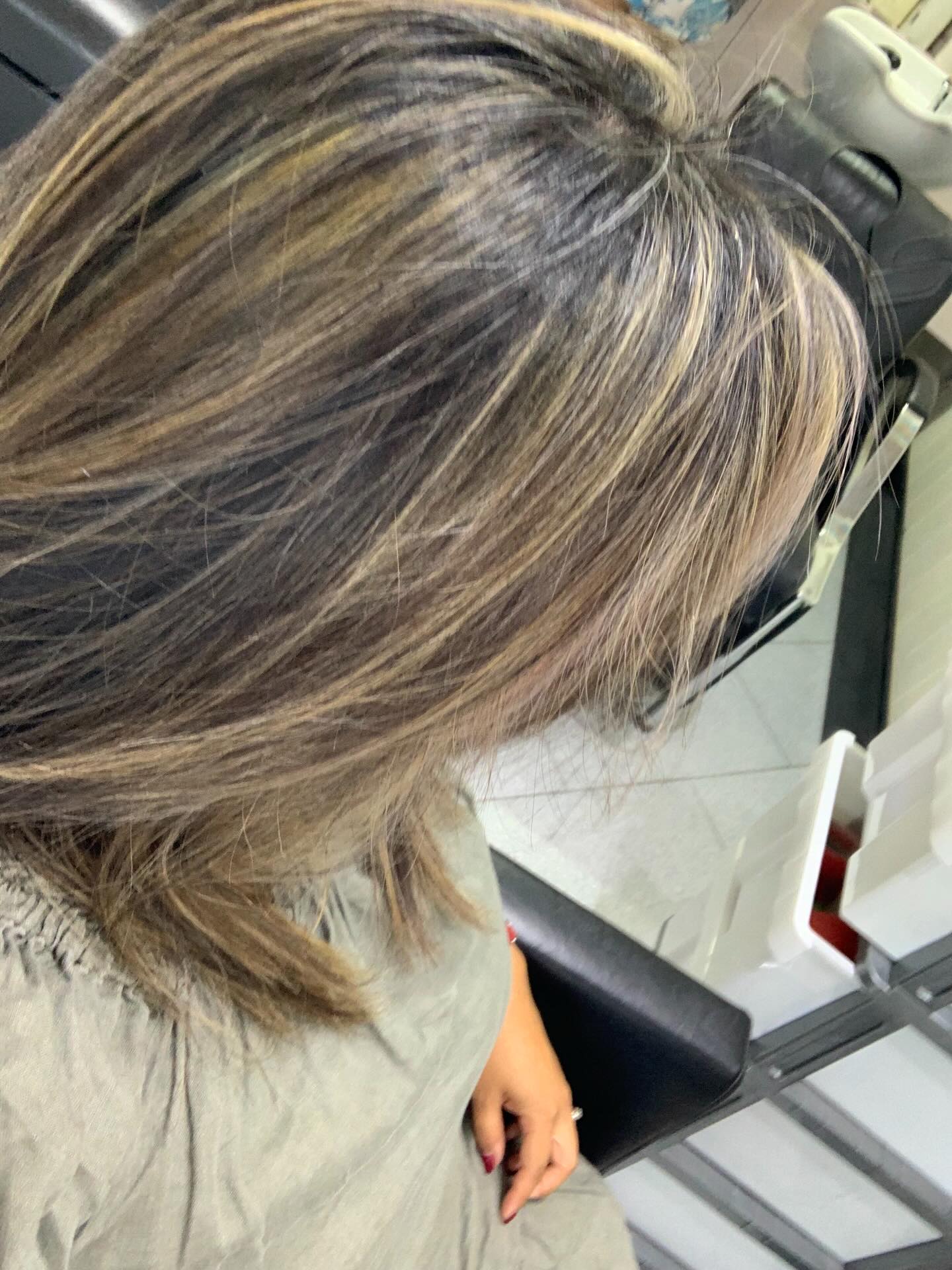 Working with your greys and natural hair - Full-head foils toner 🌼🌅🌄🌈🌻🌹🌺 High Lights 👱🏼♀️ -💇🏼♀️👱🏼♀️💅 🌸 #crowsnest #mosman #neutralbay #cremorne