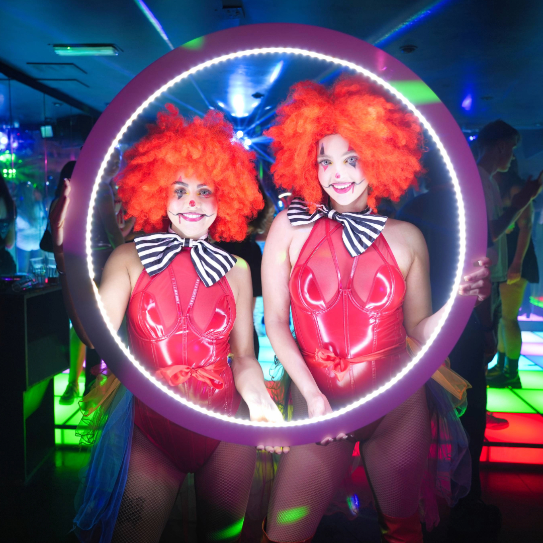 📍 Location: @ovationnightclubmaidstone 🌴
#nightclub #Halloween #ringlight #Halloween2024 #SpookySeason #HalloweenVibes #TrickOrTreat #October31 #HalloweenParty #clubphotography #nightclubphotography