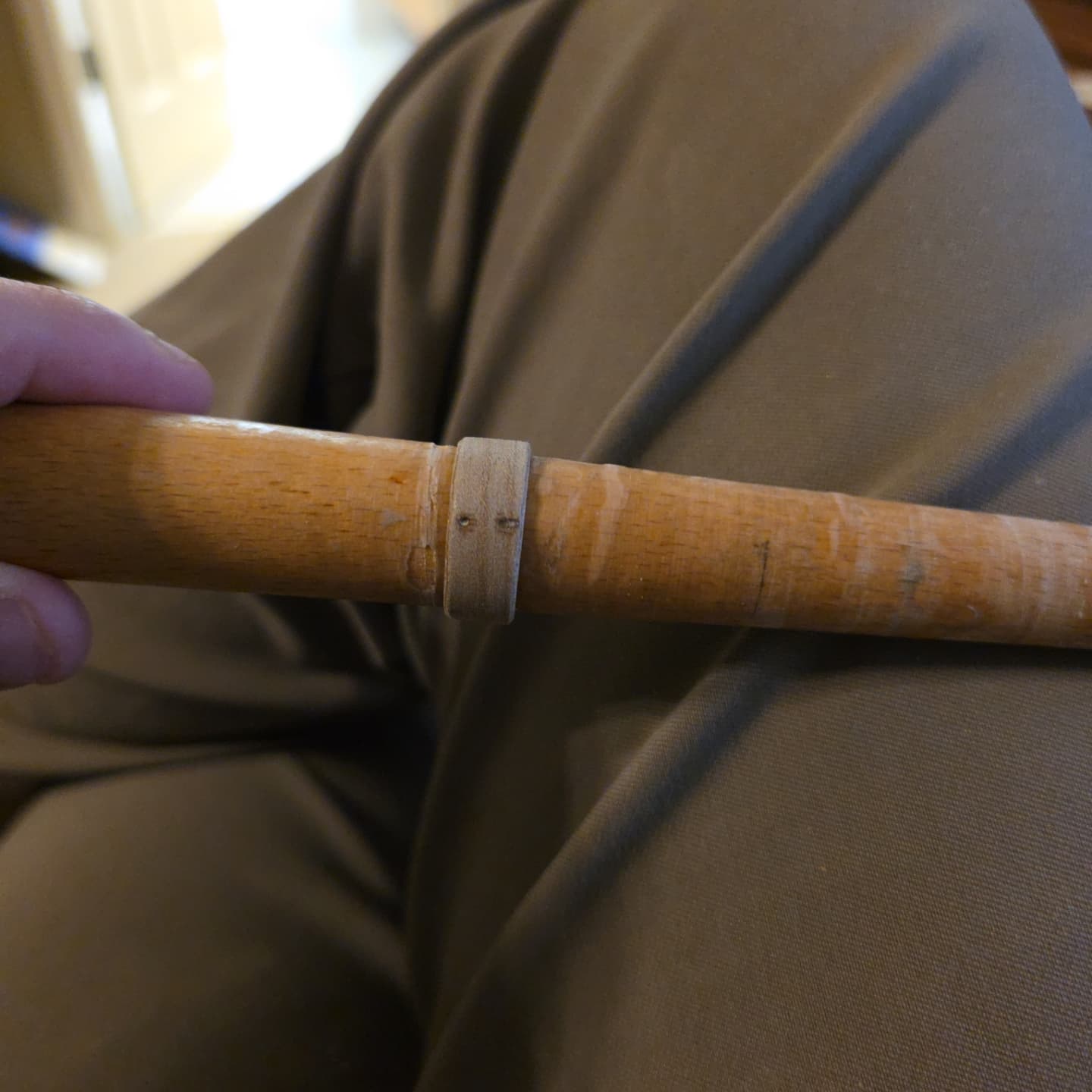 Another ring in works today for a customer in Georgia. They've chosen sweet gum for their ring. I absolutely love working this wood. The variety of colors never ceases to amaze me. From browns, blacks, reds, and even greys, the natural color of this wood is always stunning.
#whisperwoodrings #tallahassee #natureinspired #woodrings #whatsonyourbench #sweetgum