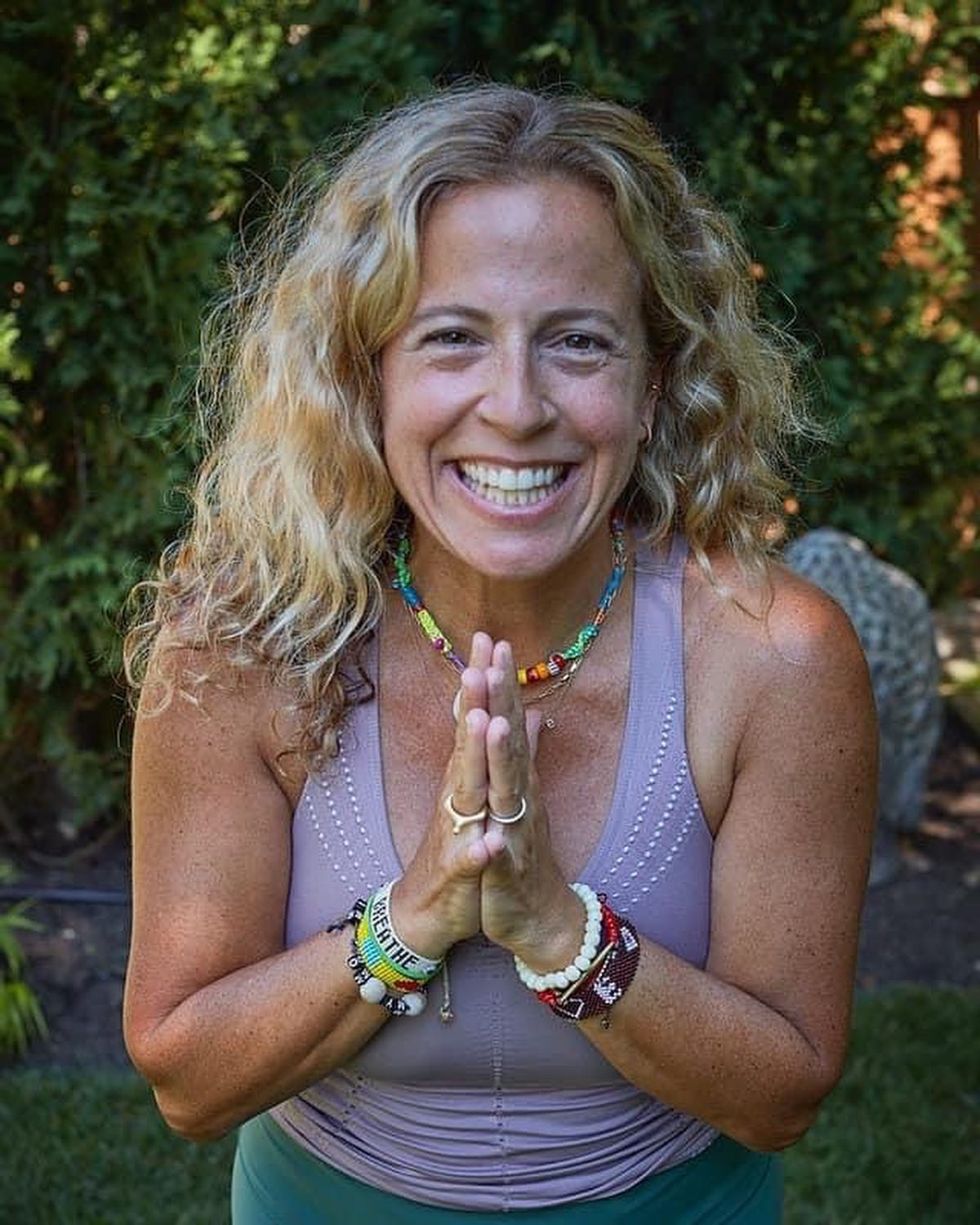 Repost from @fillaheart4kids - this is why we do what we do ❤️
Courtney Burk and Carrie Baron of Project Pause Yoga took time out of their busy schedules to teach our foster kids techniques on how to navigate stress and experience inner peace. Afterwards the kids made jewelry with positive affirmations to remind them of how important, strong, and special they are.
We are thankful for Project Pause Yoga!www.projectpauseyoga.com
#yoga #innerpeace #fostercare #fillaheart4kids
