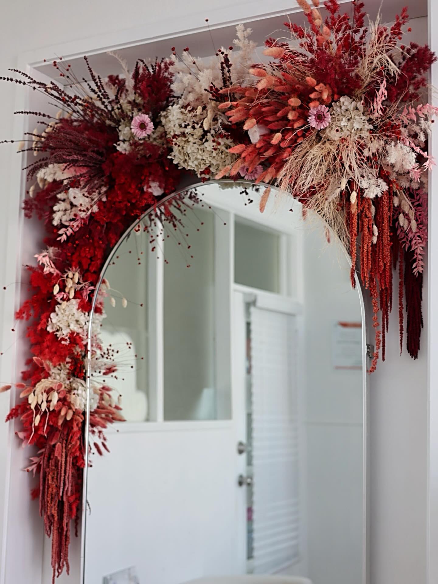 Autumn / Winter Hours
Monday 9-3
Tuesday 9-3
Wednesday 10-5
Thursday 9- 2
Friday - By Appointment
Saturday - By Appointment
Sunday - Off
Find me in Courtville Place upstairs next to the supplement shop, 101 Dee street.
Appointments are essential
Please visit the link in bio to book in,
can’t wait to see you soon! x