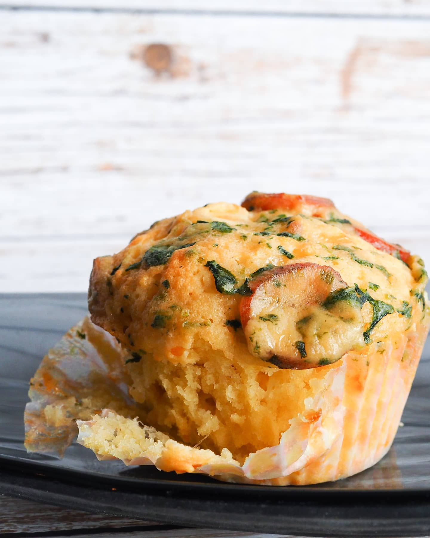 {Recipe}𝒮𝓌𝑒𝑒𝓉 𝒶𝓃𝒹 𝒮𝒶𝓋𝑜𝓊𝓇𝓎 𝑀𝓊𝒻𝒻𝒾𝓃 ~ 1 base recipe and many possibilities. Add any ingredients/toppings of your choice and the creation is yours
Sαʋσυɾყ Mυϝϝιɳ Bαʂҽ
250g Self Raising Flour
120ml Buttermilk
100g Melted Butter
2 tsp Baking Powder
1/4 tsp Baking Soda
1 tsp Salt
1/2 tsp Brown Sugar
2 Eggs
60g Mozzarella Cheese (Optional)
ꜱᴡᴇᴇᴛ ᴍᴜꜰꜰɪɴ ʙᴀꜱᴇ
250g Self Raising Flour
120ml Buttermilk
100g Melted Butter
2 tsp Baking Powder
1/4 tsp Baking Soda
1/2 tsp Salt
60g Brown Sugar
60g Castor Sugar
2 Eggs
Steps
1. Mix dry ingredients (flour, sugar, salt, etc) in 1 bowl and wet ingredients (eggs, milk, butter) in another bowl
2. Combine dry and wet ingredients into the same bowl by folding gently until combine. Do not over mix
3. Gently fold in add on ingredients (eg. Strawberries, chocolate chip, chopped spinach, sausages, etc) at this stage
4. Fill about 2/3 of muffin liner with batter
5. Bake in preheated oven for 20 to 25 mins @180 degree celcius
*add add-on ingredients that requires to mix in thoroughly at step 2 together with wet batter (eg, mashed banana).
#recipe #recipes #muffinrecipes #muffins #whattobake #whattocook #recipeideas #dinnerideas
#foodguide #singaporefood #singaporeinsiders #sgfoodies #sgeatsout #foodsg #sgrestaurant #foodphotography #sgfoodporn #instafoodsg #sgfoodie #sgmakandiary #sgfood #instafood #foodpics #foodporn #instadelicious #instasg #sgeat #igfood #sgfoodstagram