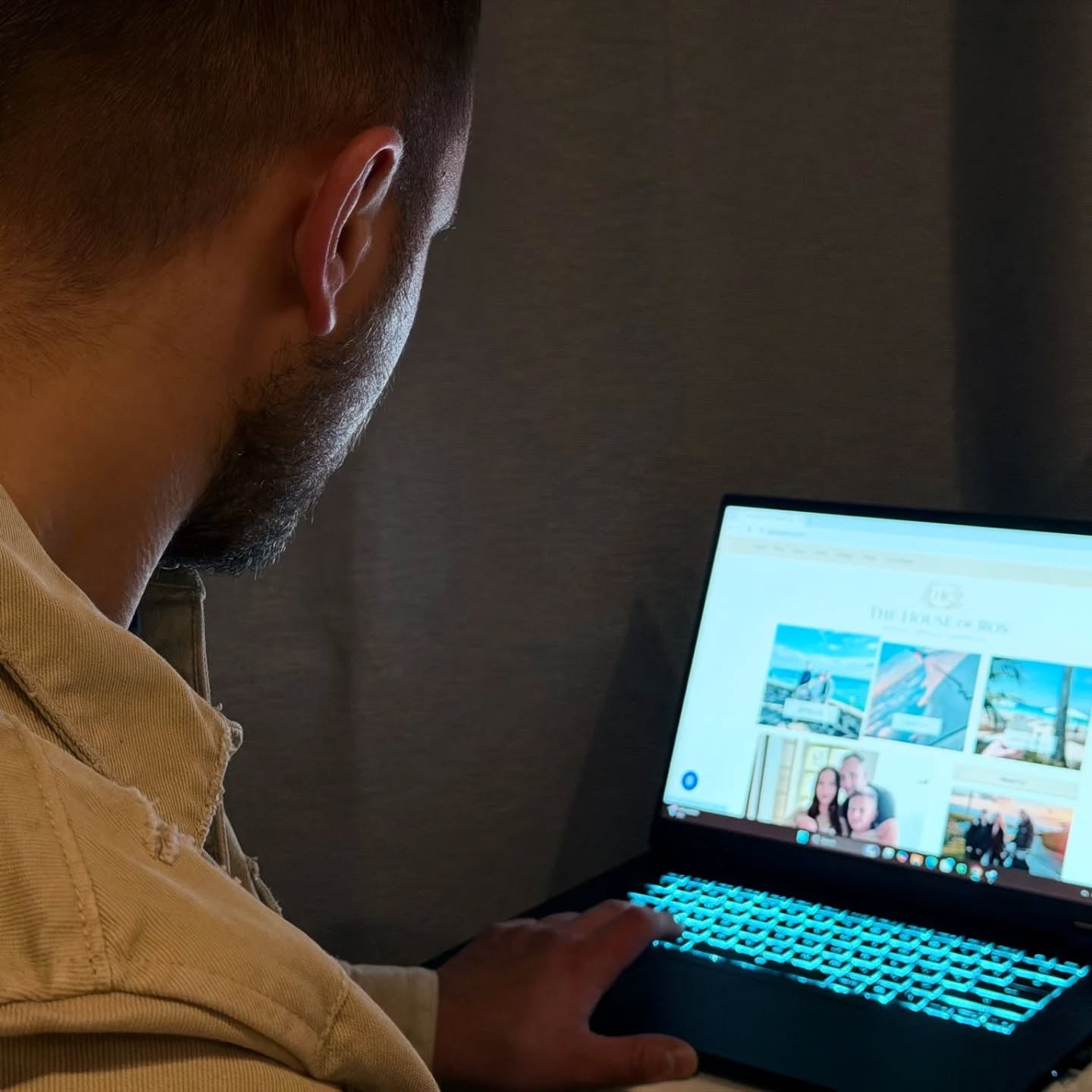 We finally started something we have been putting off for a while.
No idea where it will go, but we rather try than keep thinking about it.
Let’s see what happens.
#bloglife #family #familyblog #blogger #travel