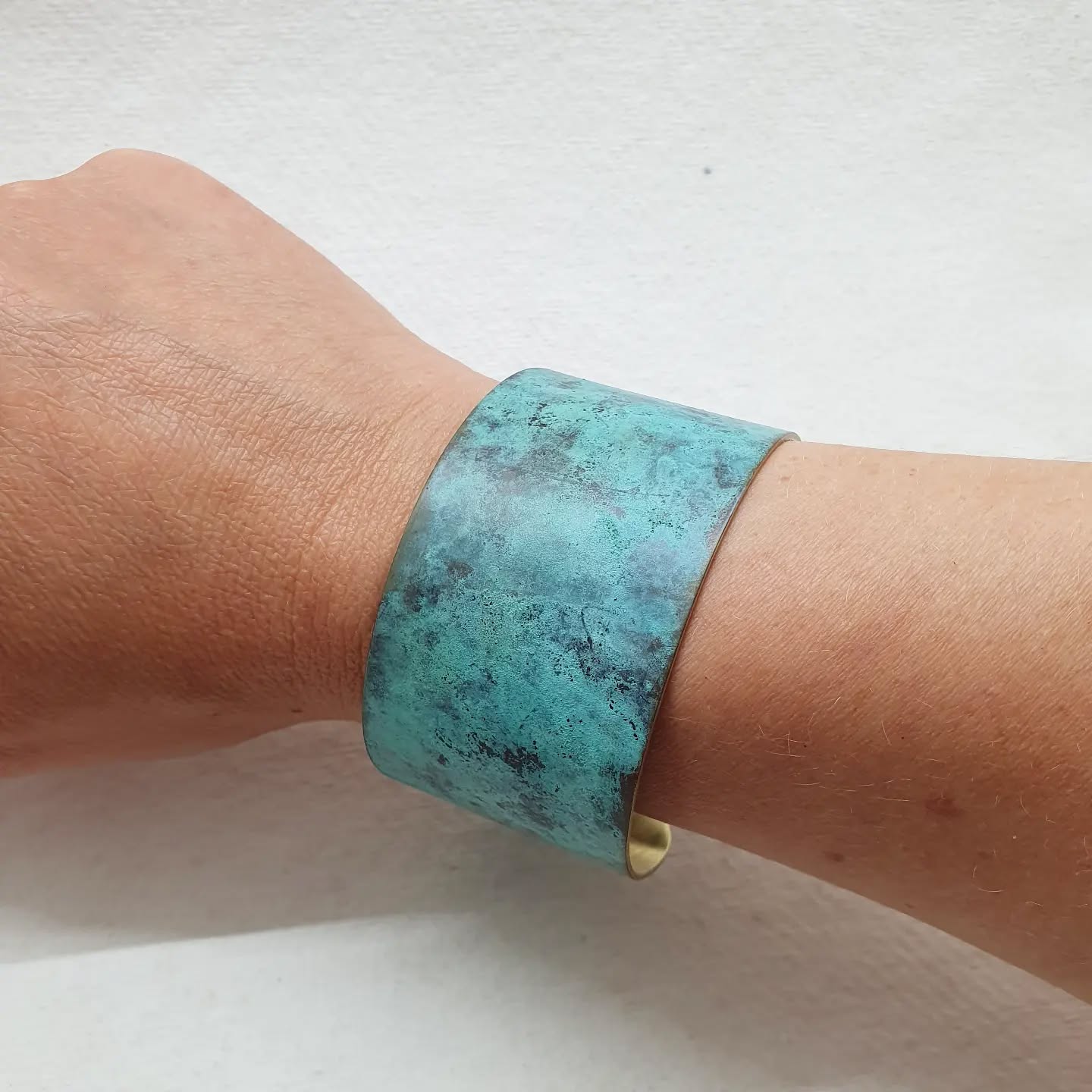 Verdigris bangle
For sale @manchestercraft at Divinity Studio 22.
#verdigris #bangle #jewellerydesign #jewelry #jewellery #joalheria #joyeria #brassjewelry #brassjewellery