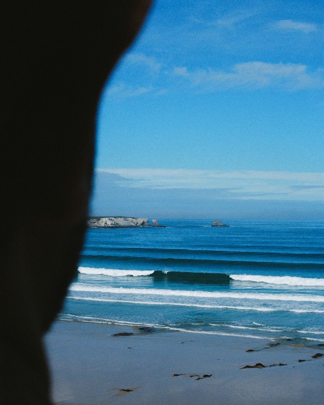 Take a look at these beautiful analog shots that capture the vibe of our hometown, Baleal. 🌊 Thank you to the talented @audestcyr for these incredible shots! 📸✨
#balealmoments #ondacoliving #lifeinasurftown #slowliving #livebythesea #surftown #baleal #lifeinportugal #workremotely #digitalnomadlifestyle #beachlife #surfeveryday