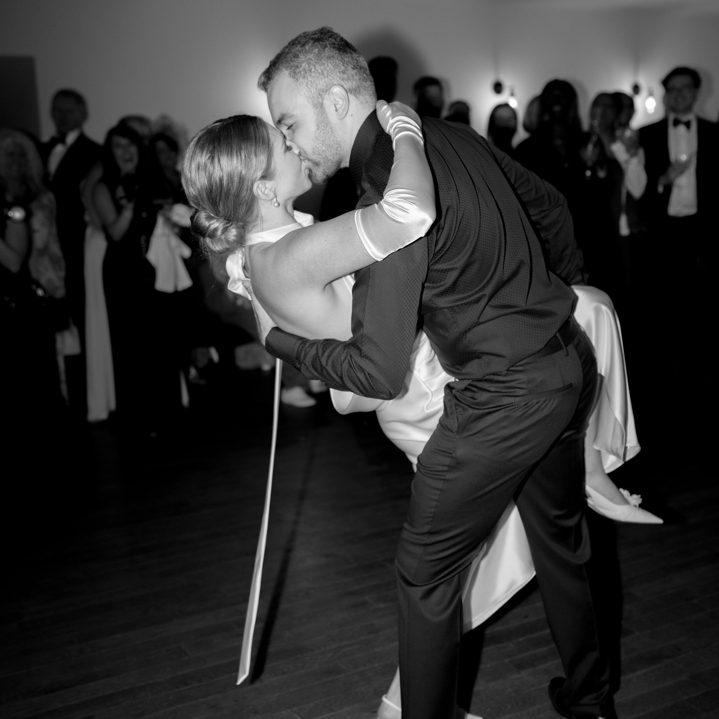 "It was such a joy to work with you - the clients and their families absolutely loved it and were so, so happy with the music!" - Valentina Ring @thestarsinside
Wedding planner extraordinaire Valentina always seems to be a magnet for the loveliest couples, and Kat and Zac were no different! We had the best time working with them to create their dream show, with a bespoke Kitts lineup tailored to their favourite rock, indie and pop-punk repertoire - and what a night it was, just look at those hands in the air! ๐๐บ๐ฅ๐ธ
Our pool of singers includes world-quality specialists in just about every dancefloor style, so if you've something in mind a little out of the ordinary, just give us a call - in-depth set list workshopping is all part of the service #trulybespoke #younameit #rockband #indieband #handsintheair
Planning & Styling by @thestarsinside
Photography by @courtneymariephotography
Videography by @filmby__mel
Venue is @brymptonhouse
Floral Design by @brymptonstyling @flourishandgrace
Catering by @the_frenchkitchen
Drinks by @bacchus_at_brympton
Cake Artist by @cakedesignbyhollymiller
Stationery by @inkandpaper_ldn
Tableware Rentals from @theluxecollectionuk @just_4_linen
Hair & Make-up by @austri_mua
Live Band & DJ from @lmilive @thekittsband
Sound & Production by Andy Martin Entertainment
Staging by @stage2soundltd
Fireworks by Shockwave Pyrotechnics
Welcome Dinner Musician @gregagar
On-the-day Assistance, thanks to @caroline_sian_weddings