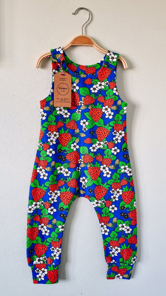 I've not been very present online recently, because it turns out running a business and looking after a baby at the same time is quite a challenging combo! My sewing machines are still whirring away, however!
This week I've been making some super cute Dinky Dungarees. These were a big hit at my last market and showcase my fun and bright fabrics perfectly!
Here we have new designs Strawberry Fields and Wild River, plus my current bestseller Tiger Tiger. All available to order now- link in bio.
#madeinscotland #UKMakers #uniquekidsclothes