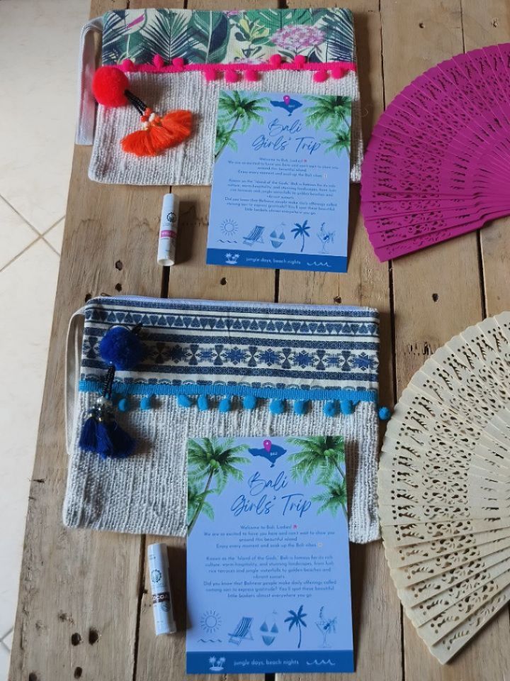 Colorful Bali moments 🌴
Our welcome pouches, bags and boxes can be fully tailored to your budget. From just USD 20, including a traditional hand fan, lip balm, and a custom welcome letter. Each decorated with a beautiful tassel. Perfect for girls trips, retreats, and destination weddings.
baligiftbag · baliwelcomegifts · baligirlstrip · baliwedding · tropicaldetails · balicustomgifting