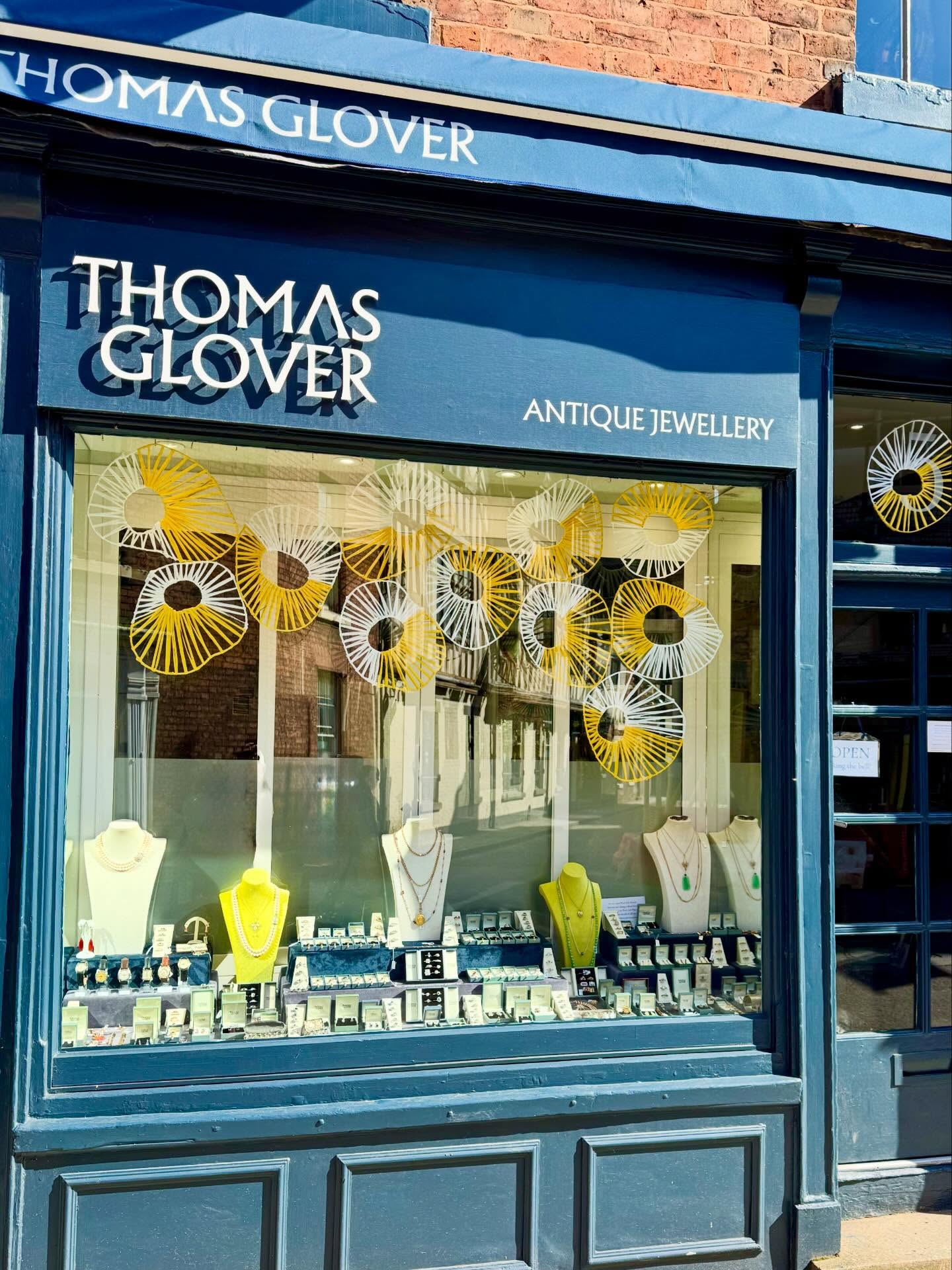 We are away for a few days and the shop will reopen on Wed 25th March
Our website has full details of our stock
Please enjoy our beautiful new spring window display until we return 💛🤍💛
#takingtimeout #antiquejewelryaddiction #engagementring #jotd #jewellery