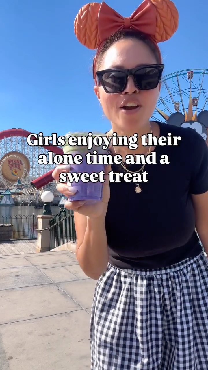 Therapist recommended 🤗
📍 Cappuccino Cart @ DCA
🥤 Ube Matcha (add your own coffee!)
⭐️⭐️⭐️⭐️
Let me know how you enjoy your alone time & sweet treat of choice! 💕