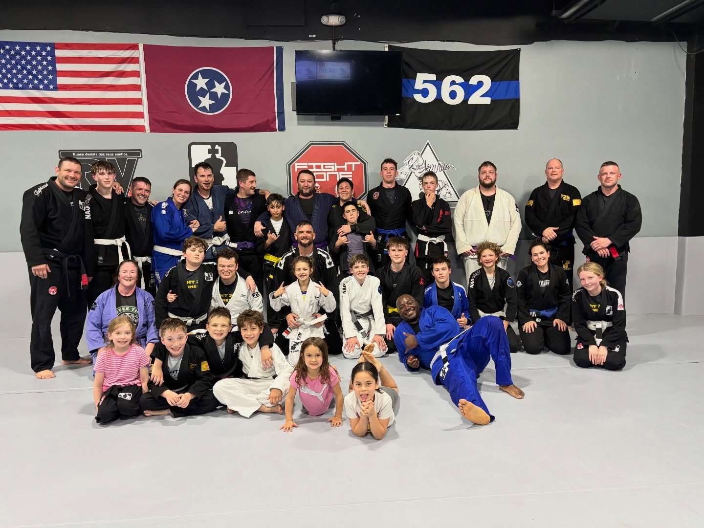 Full house!
Full of hard workers, good vibes and great energy!
Let’s keep this momentum going team!
#jiujitsu