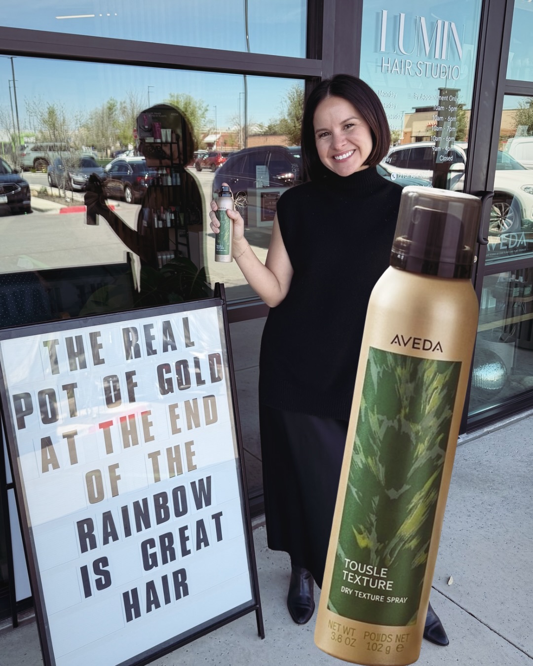 Celebrating our pot of gold COMING IN APRIL to L U M I N
A V E D A T O U S L E T E X T U R E
Tousle Texture Dry Texture Spray 🍀
Instant airy texture and volume that makes every style feel effortlessly undone.
Thank you @itsjennataveda for bringing these by this week!
#aveda #luminhairstudio #tousletexture #avedasalon