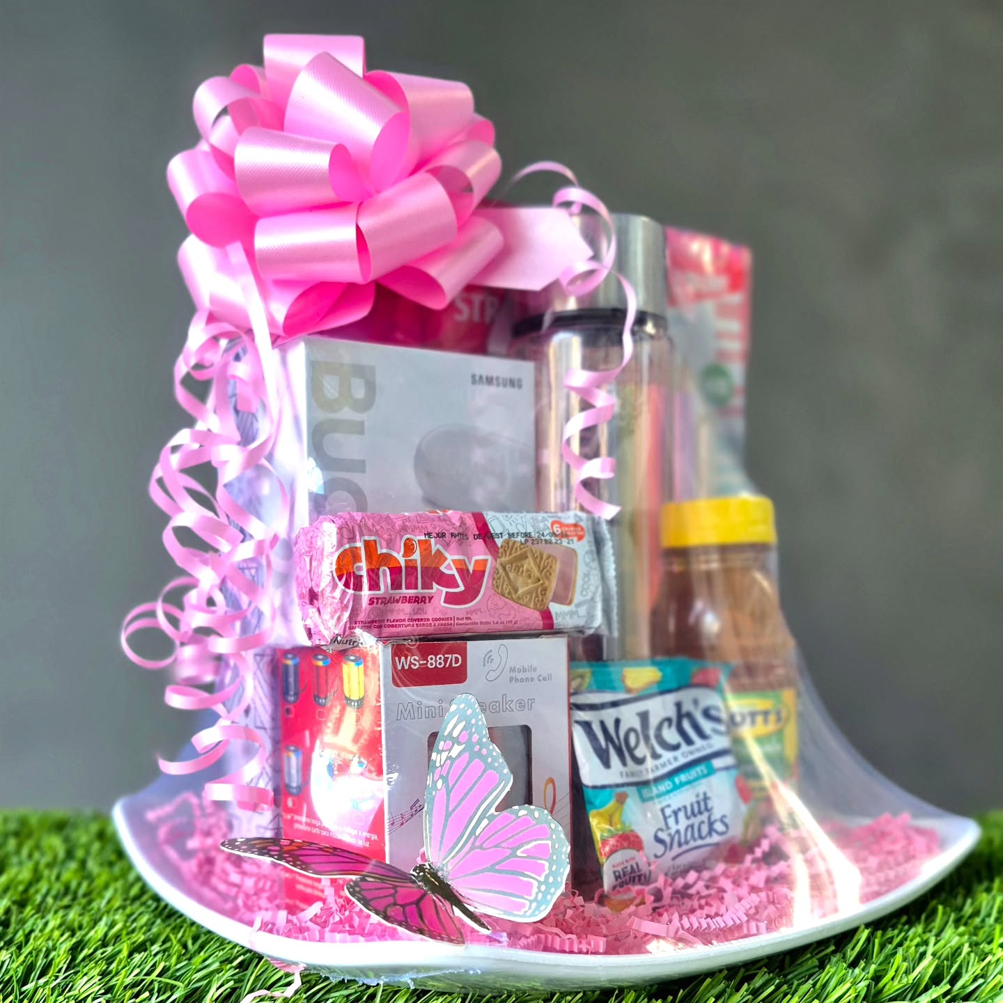 Tailored to suit their taste!
#giftsjamaica #giftbasketsjamaica #giftbasketsja