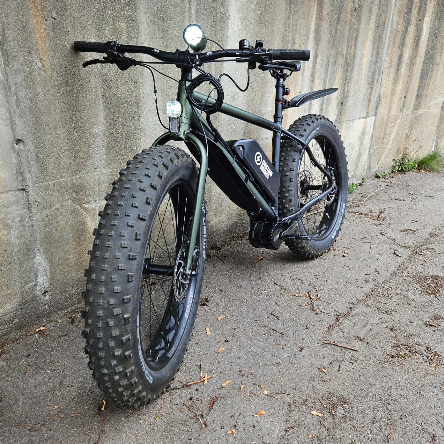 En av sommer /høsten 2023 prosjekter
#customebikes.no #customebikes #customelectricbikes #fulldemper #elsykkelkonverting #bafang #bafangmotor #ebikes #elsykkel #elsykkelkit
