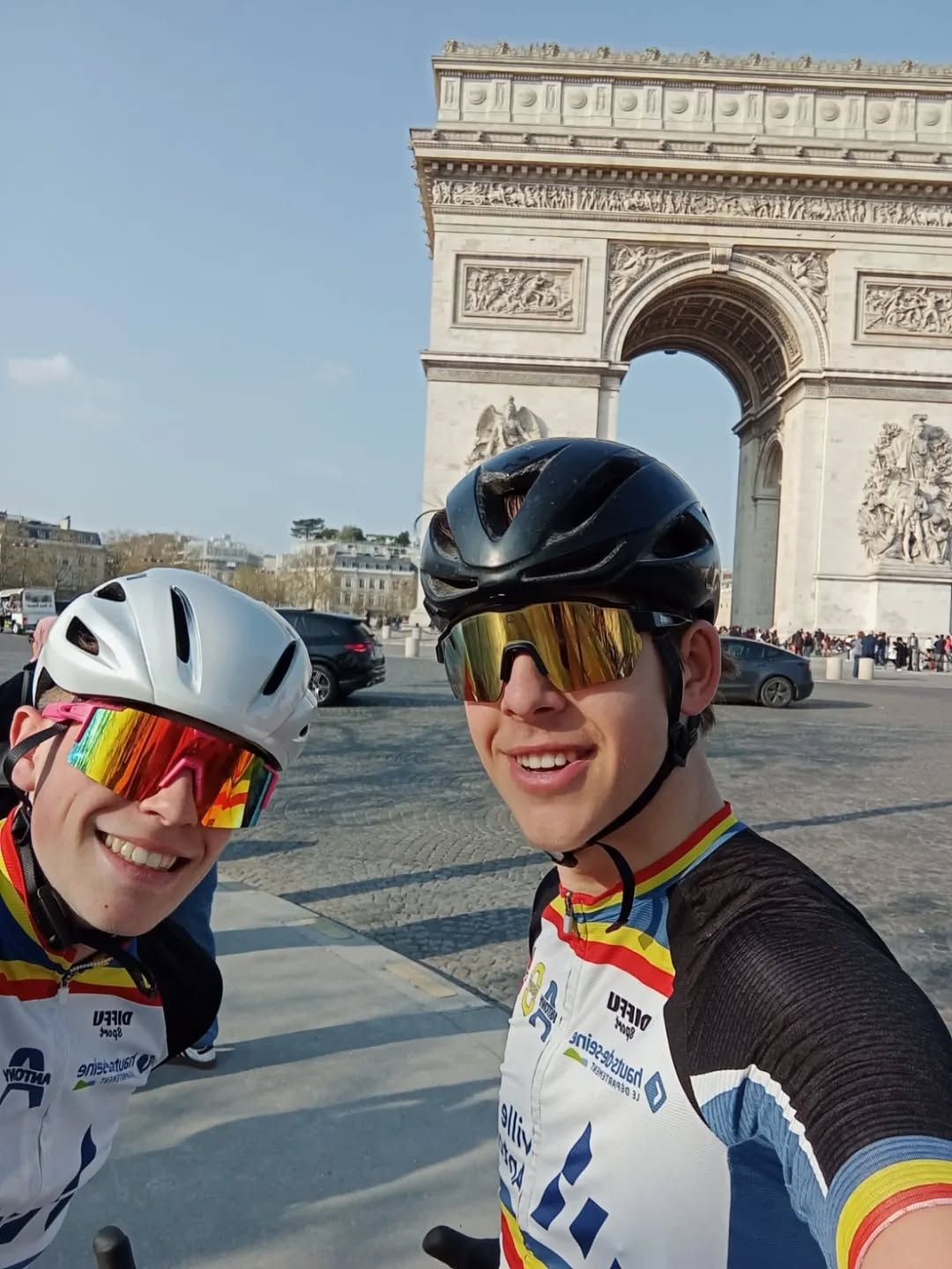 #ABCu17 🟦🟨🟥
Repèrage de la dernière étape du Tour ??? 🤣🤣