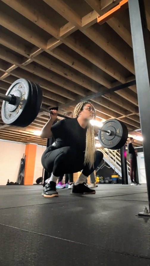 Instagram fitness so often pushes the aesthetic side of it all,
I'm the personal trainer who's here to focus on your well-being NOT your weight.
Wanna try a different approach, and shift to a way of training that uplifts you, rather than depletes you?
Doors are open now for group coaching.
Click the link in bio or DM 'STRONG' for more info 💪🏽
......
