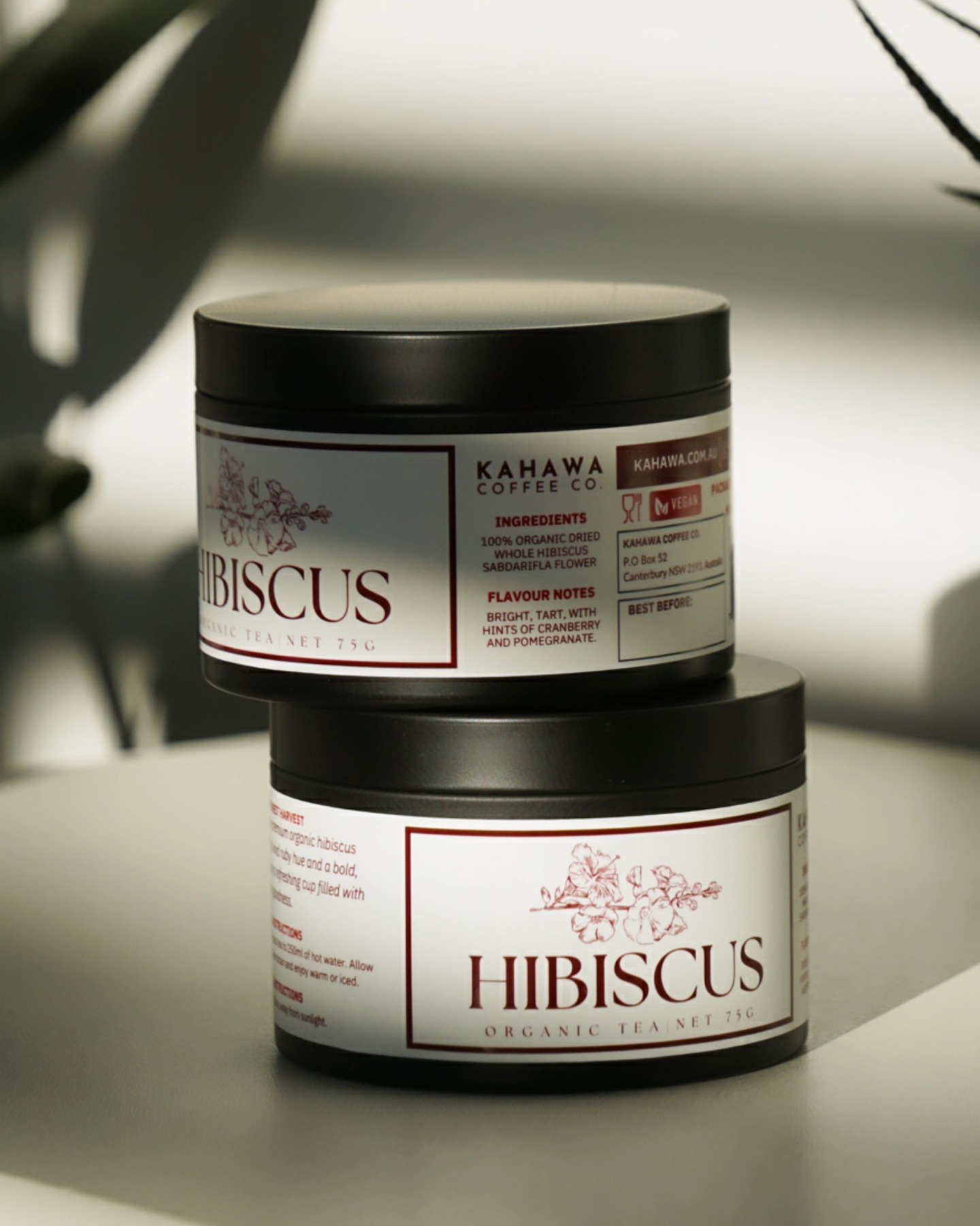 Looking for a refreshing and vibrant gift this holiday season? Our Organic Hibiscus Tea is the perfect choice! Sourced from the finest hibiscus petals, this loose-leaf tea offers a tangy, bold flavor and a beautiful ruby hue. It comes in a stylish metal tin, holding about 25 servings of this antioxidant-rich, caffeine-free delight. A unique and thoughtful gift for tea lovers this Christmas!
#HibiscusTea #LooseLeafTea #OrganicTea #ChristmasGifts #TeaLovers #smallbusiness #supportsmallbusiness