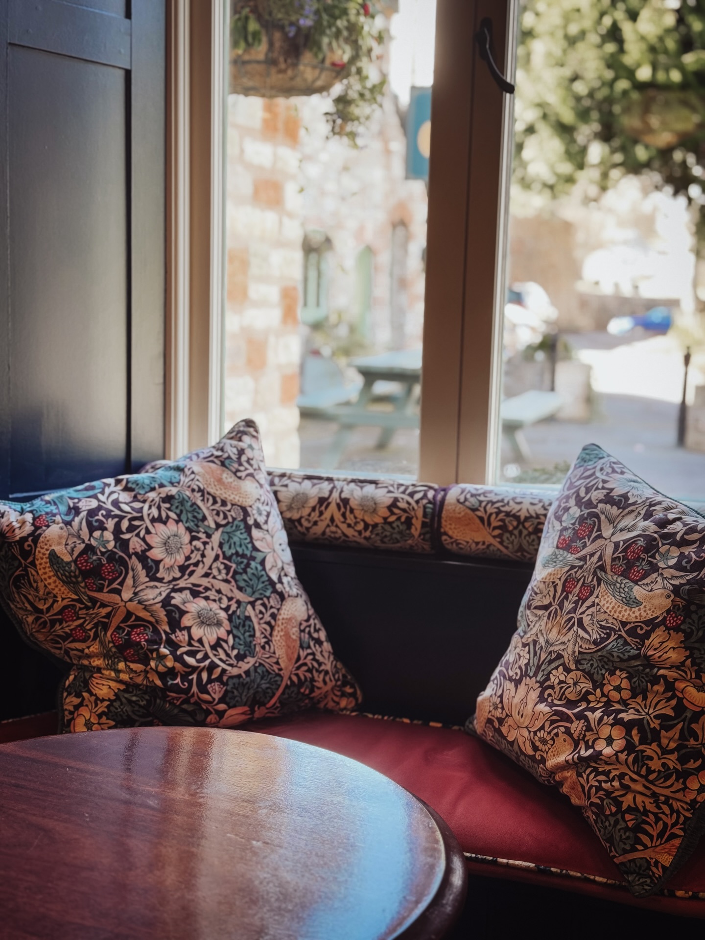 Afternoons like this were made for the pub 😍☀️