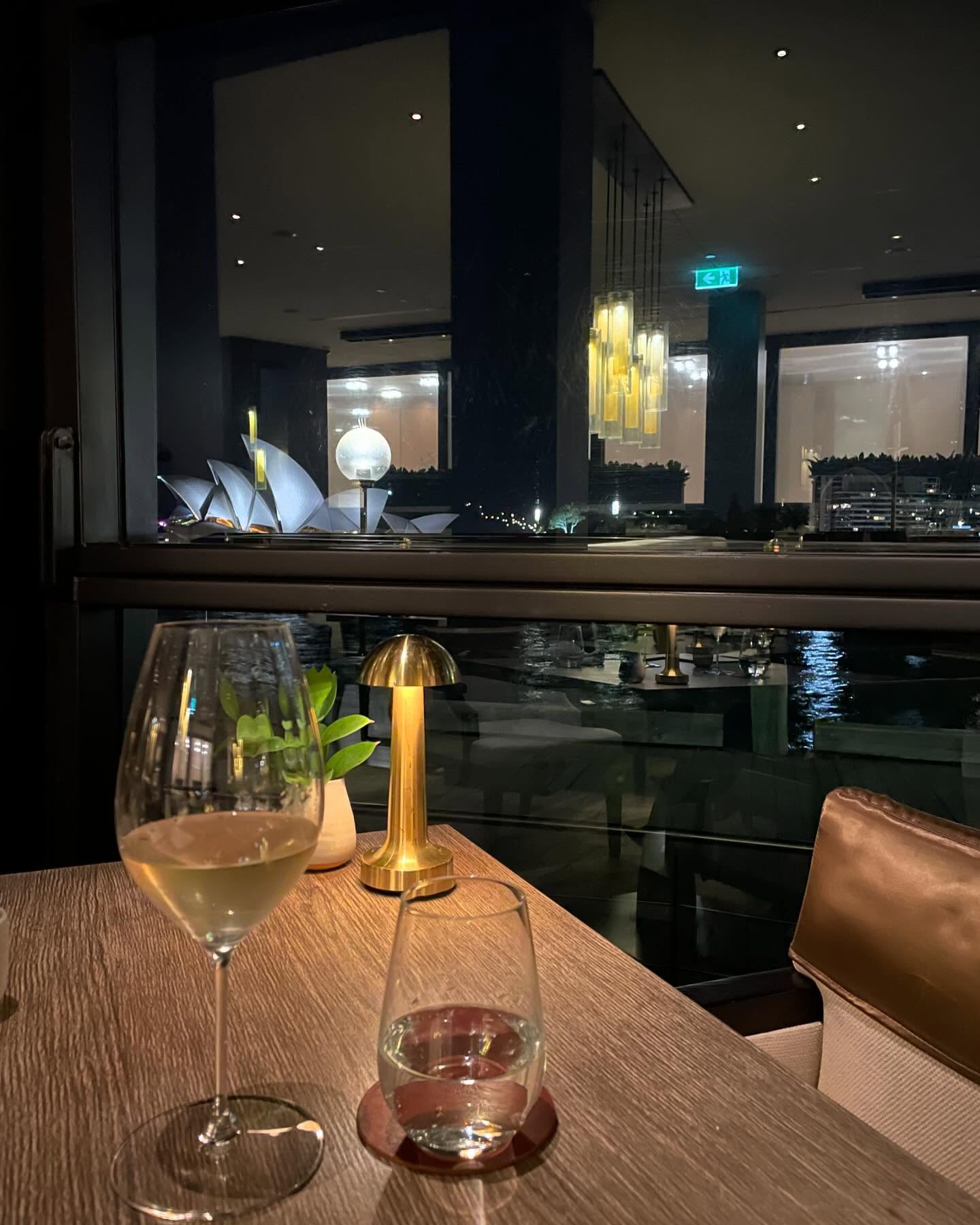 Smiling from ear to ear, completely charmed by my date, and a dinner that was nothing short of divine 👉🏼💖