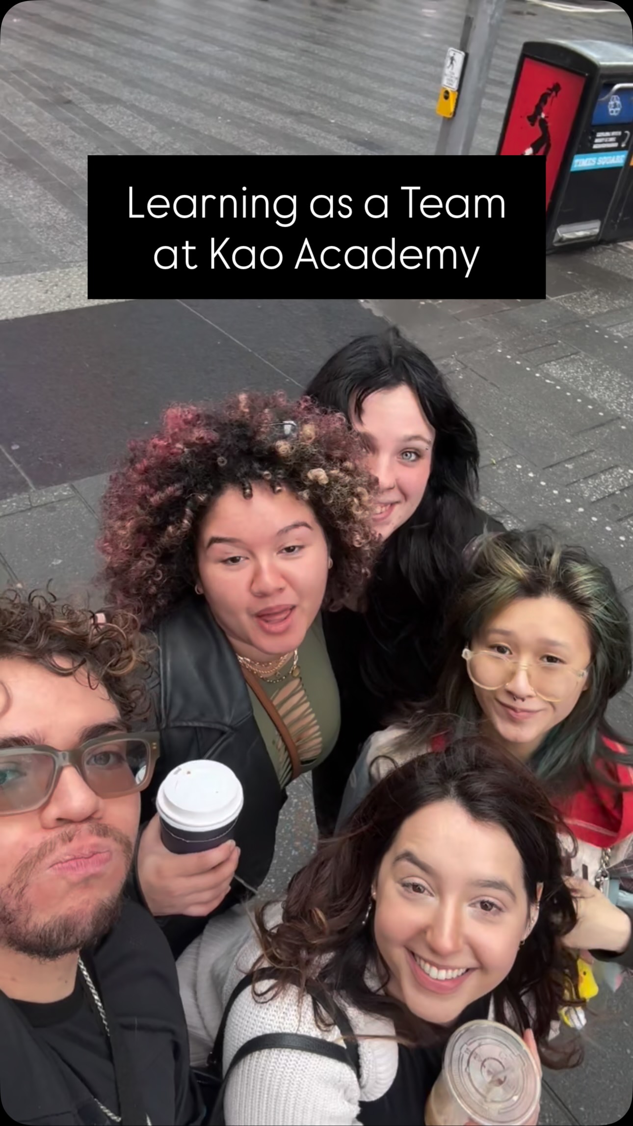 There’s something powerful about stepping away from the chair… and becoming a student again.
Today our NoëlSy team spent the day at Kao Academy in New York, diving into fringe, face shape, and the art of truly personalized cutting.
Because great hair isn’t about copying trends…
it’s about understanding the person in front of you.
Thank you @hairbyrobburgio for sharing your knowledge so generously.
we continue to grow, together.
#noelsyart #artinbeauty #hairdresserlife #advancededucation #behindthechair