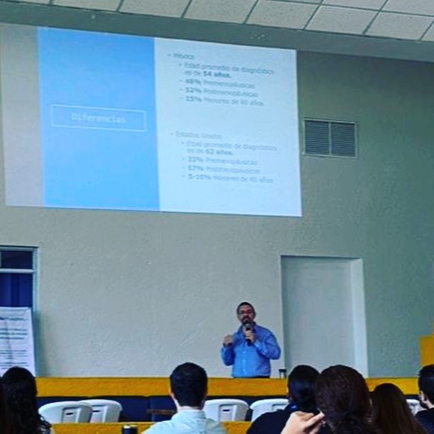 Plática acerca de cáncer de mama con Alfa, Alpek y Sigma. Muchas gracias por la invitación @vitainfusiones, siempre un placer compartir acerca de los temas que me apasionan.
🥼 Dr. Gerardo Amarante
📍Centro de Cáncer de Mama Hospital Zambrano Hellion
📍GAMA Medicina de Alta Especialidad Col. Obispado
📍Hospitaria Hospital
☎️ Citas y Whatsapp 8115552813
#mastologo #cirugiademama #cancerdemama #mastologia #cancer #mastectomia #reconstrucciondemama #cirujanoespecialistaenmama #biopsiademama #oncologia #consultademama #cirugiaoncoplastica #octubrerosa #segundaopinion