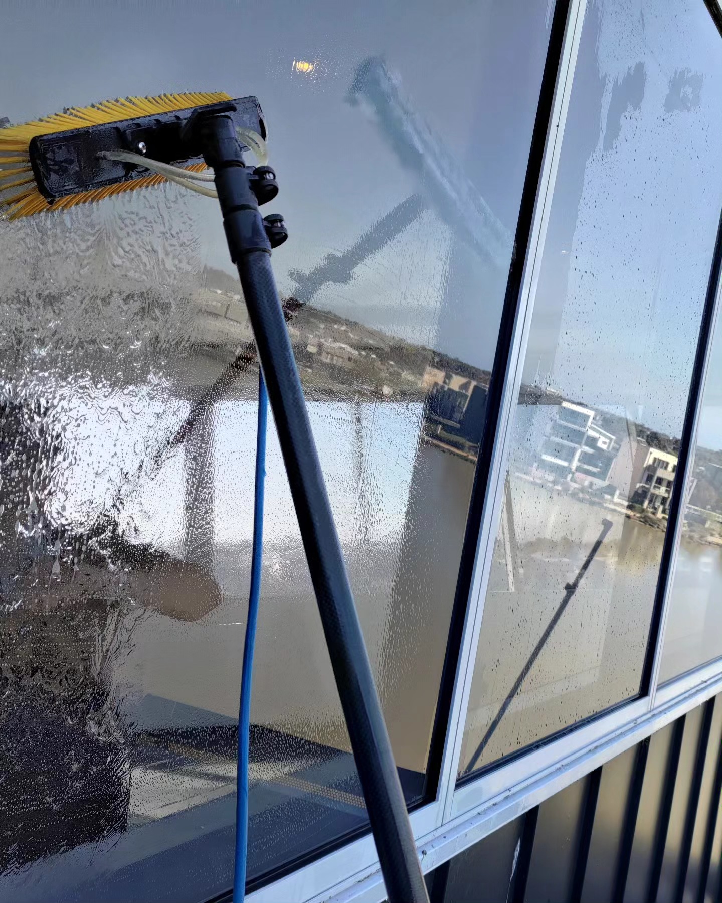Renewing views for new regular clients is the most satisfying part of our service.
#renewyourview #windowcleanersdirect #accor #carolinesprings #melbourne #Townsville #cairns