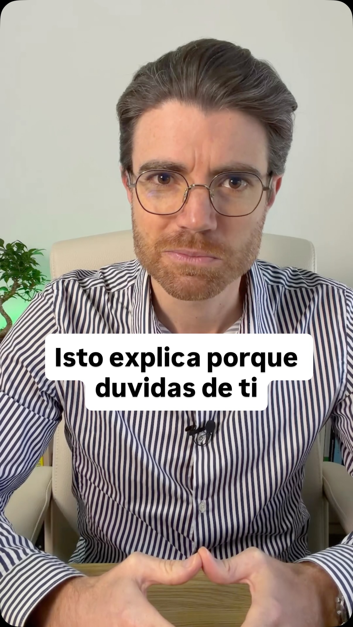 Se sais de uma conversa e ficas a pensar horas no que disseste, isto pode explicar porquê.
➡️ Já te sentiste assim?